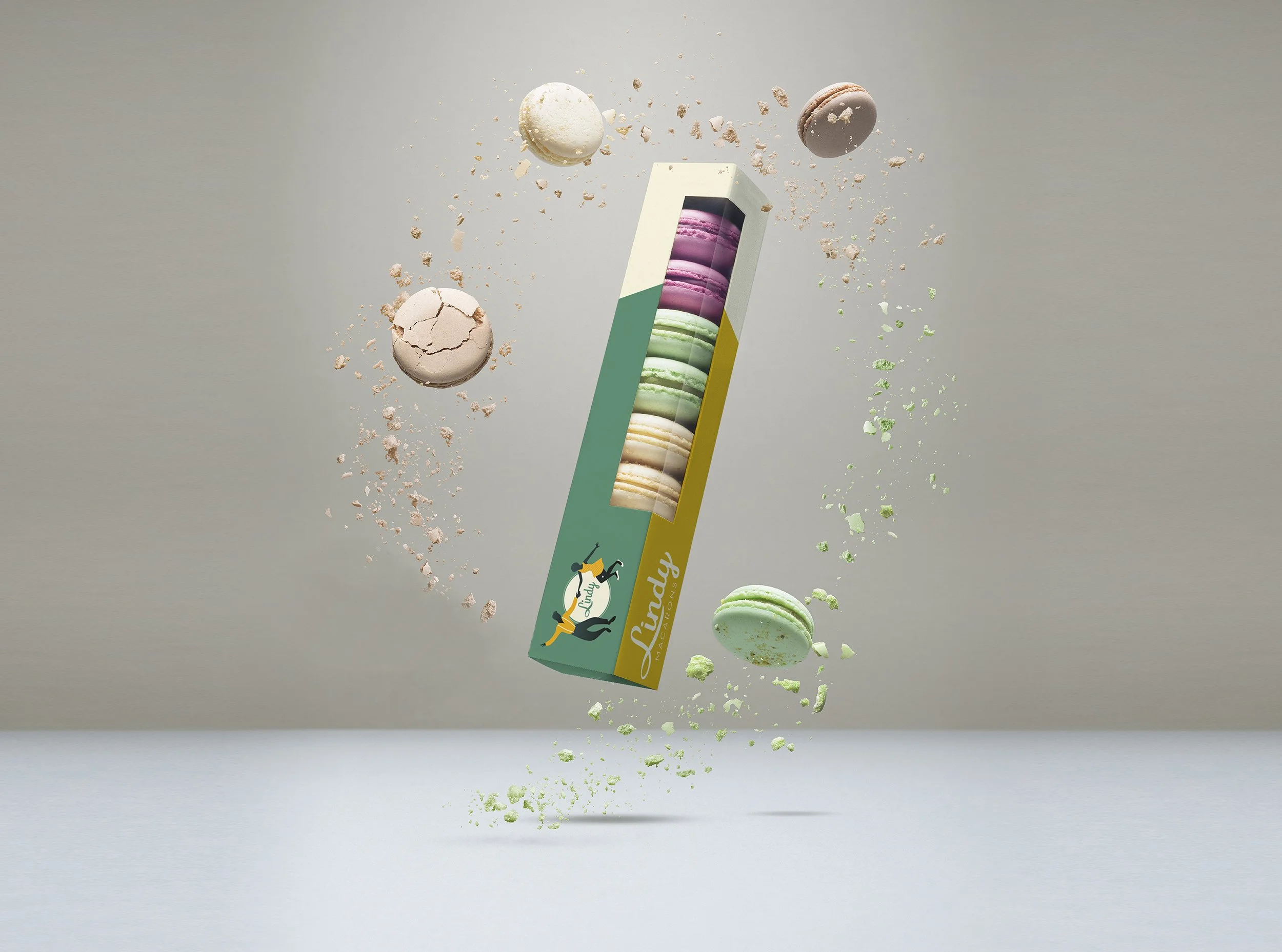 lindy macaron box 2500.jpg