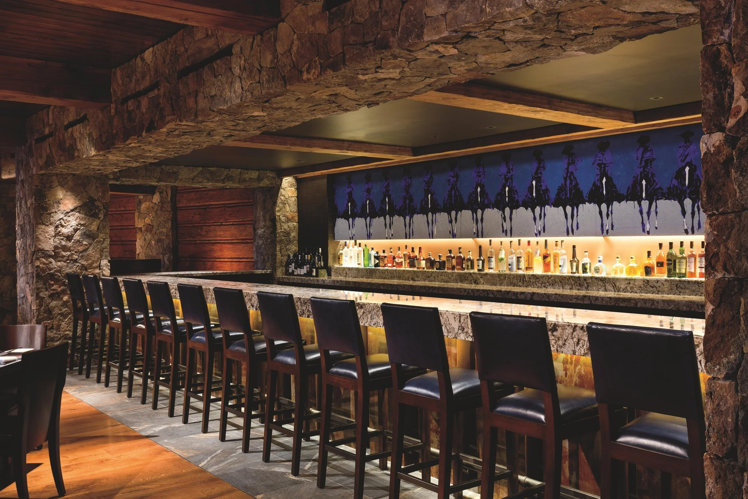 27-buffalos-bar-and-restaurant.jpg