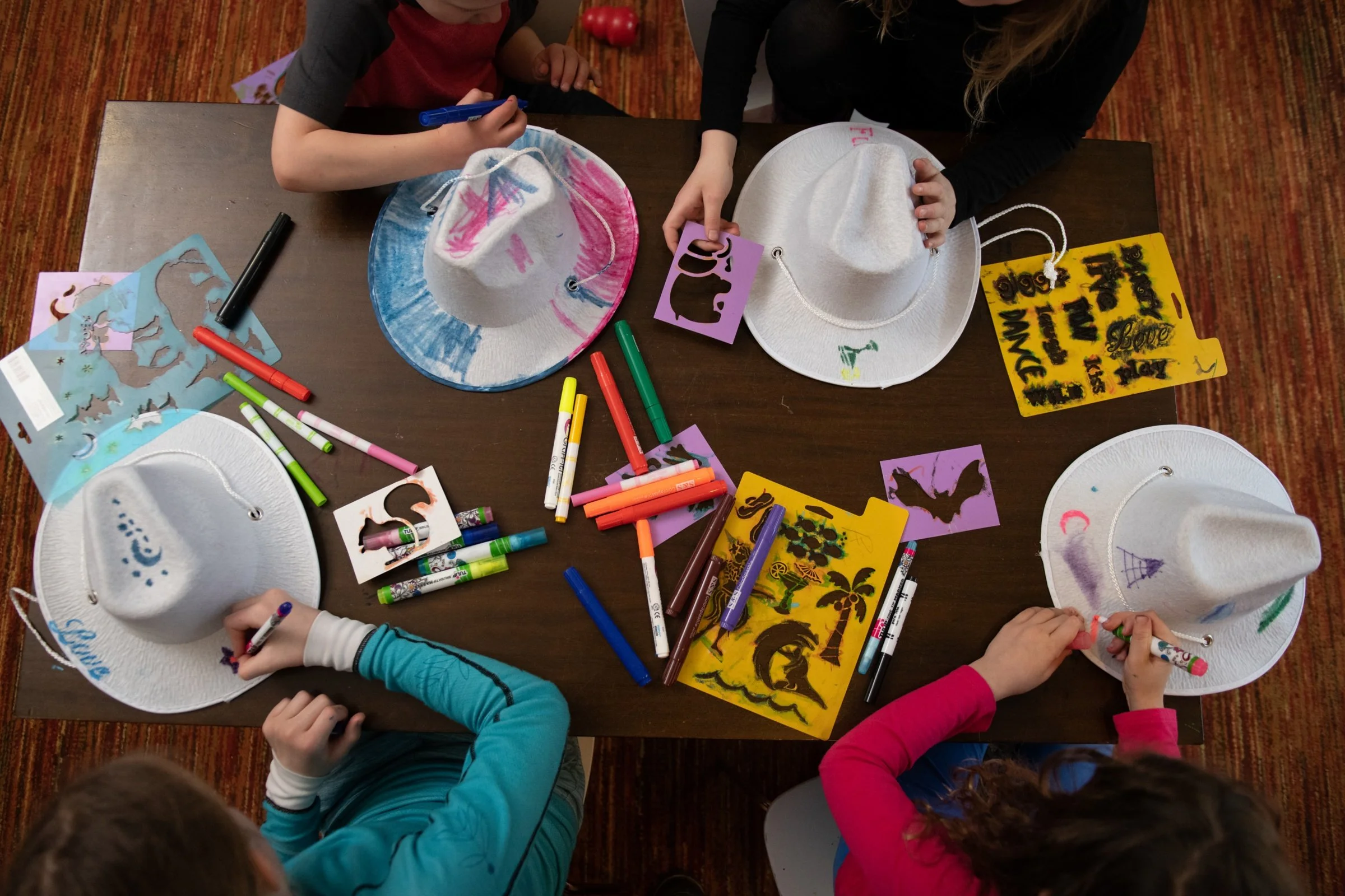 42-ritz-kids-creative-activities.jpg
