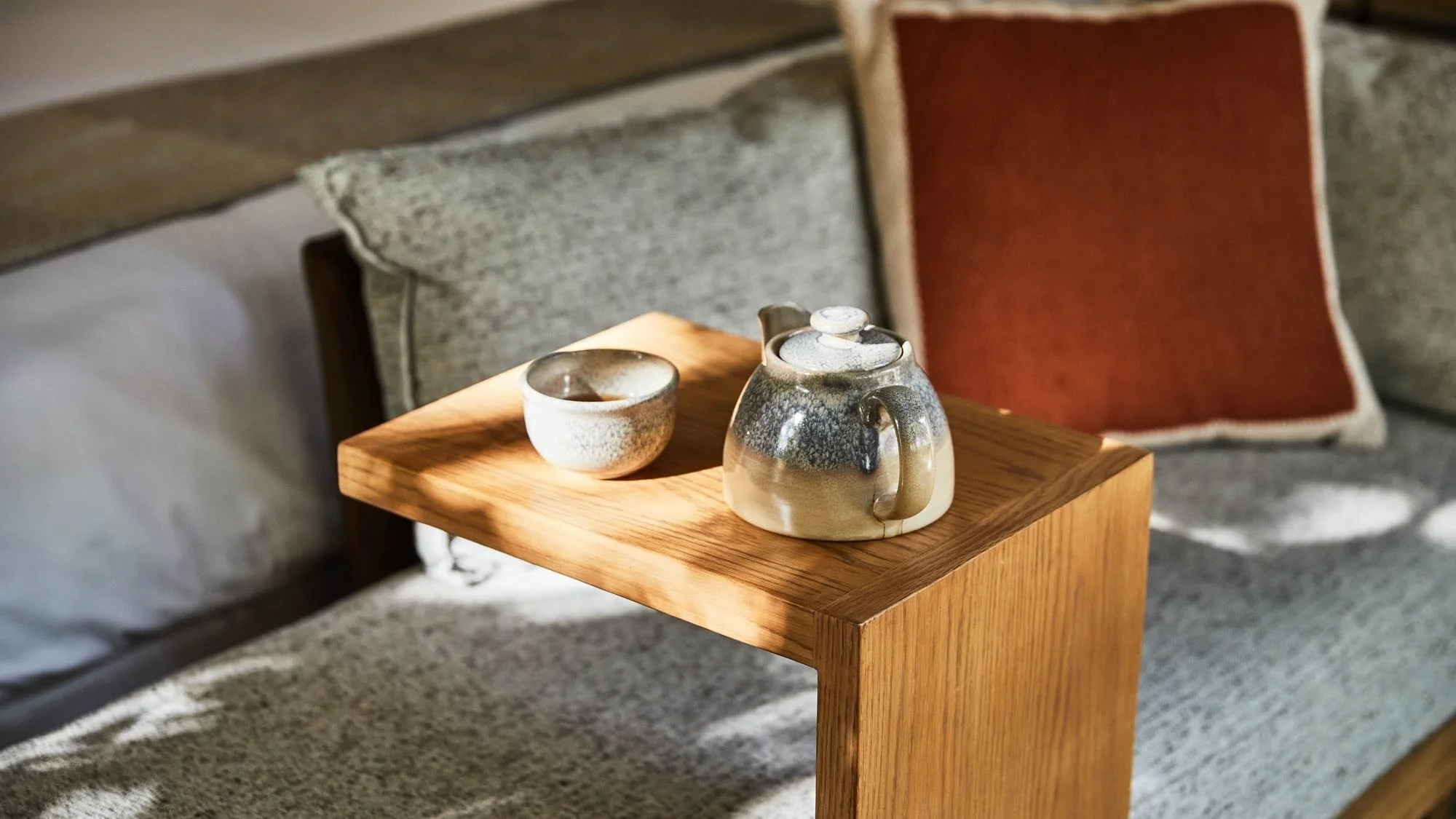 18-Coffee-tray-in-a-guest-room.jpg