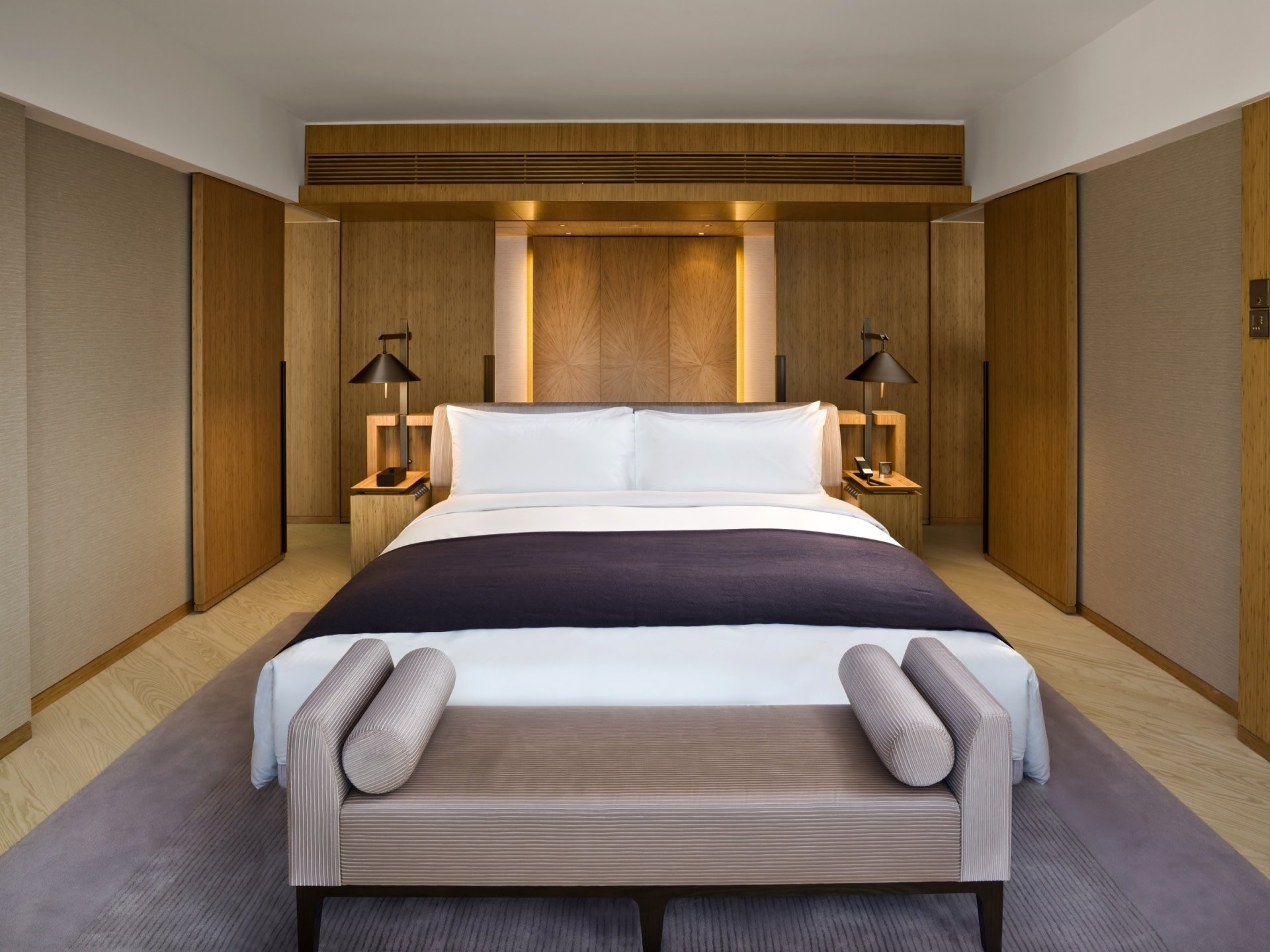 13-penthouse-bedroom.jpg
