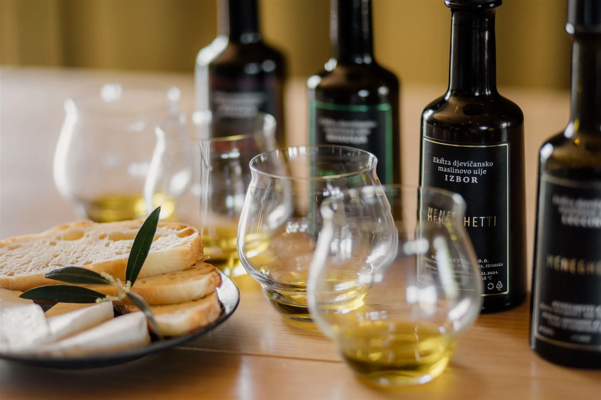 24-meneghetti-olive-oils-set-out-for-a-tasting.jpg