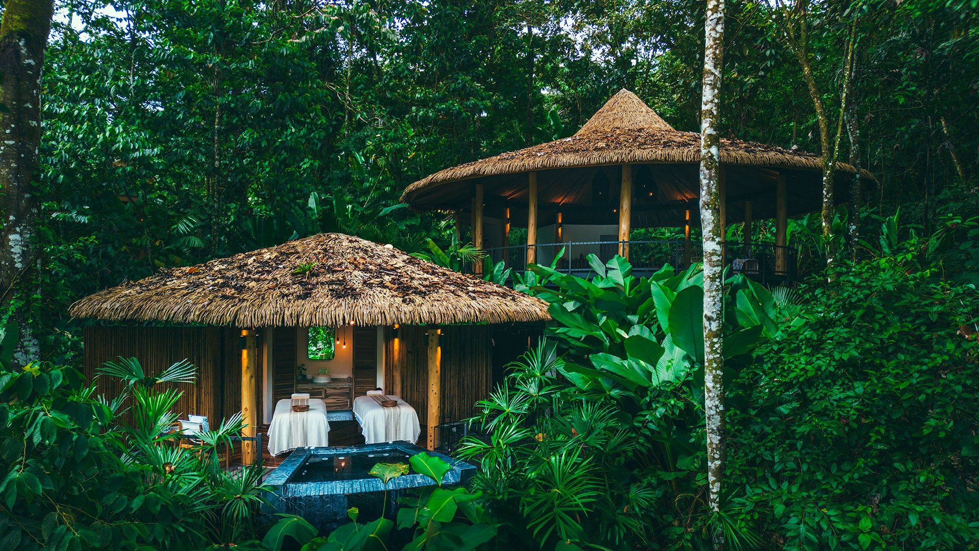 17-open-air-spa-pavilions-in-the-forest.jpg