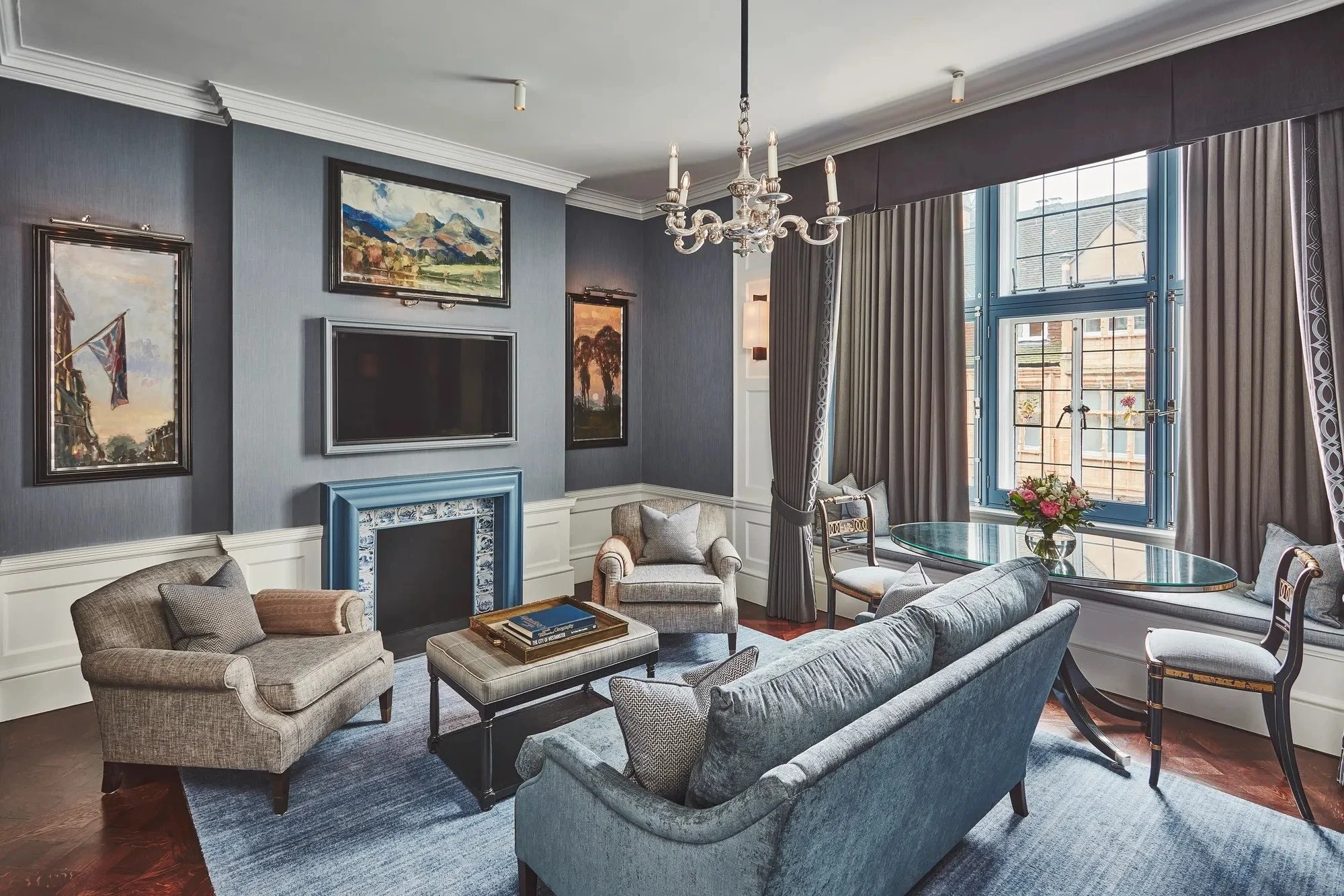20-two-bedroom-grosvenor-suite-living-area.jpg