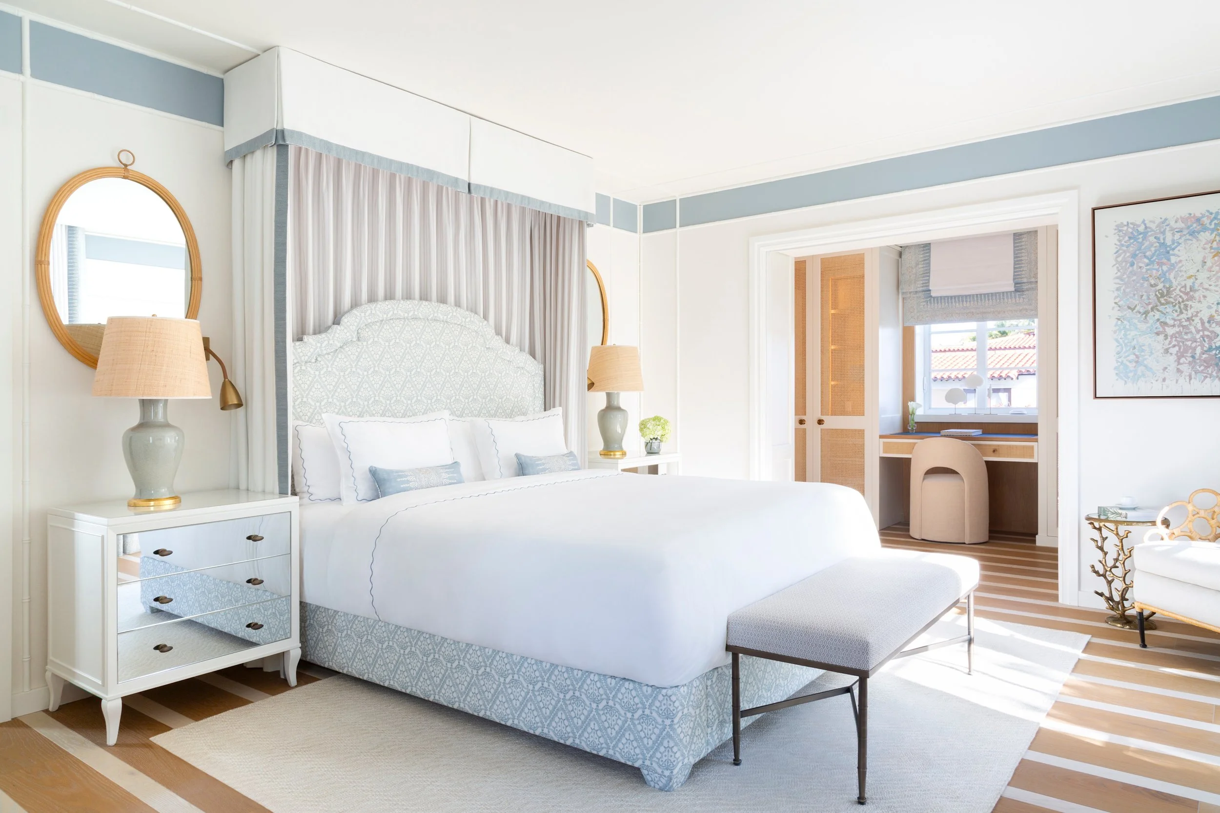 14-presidential-suite-bedroom.jpg