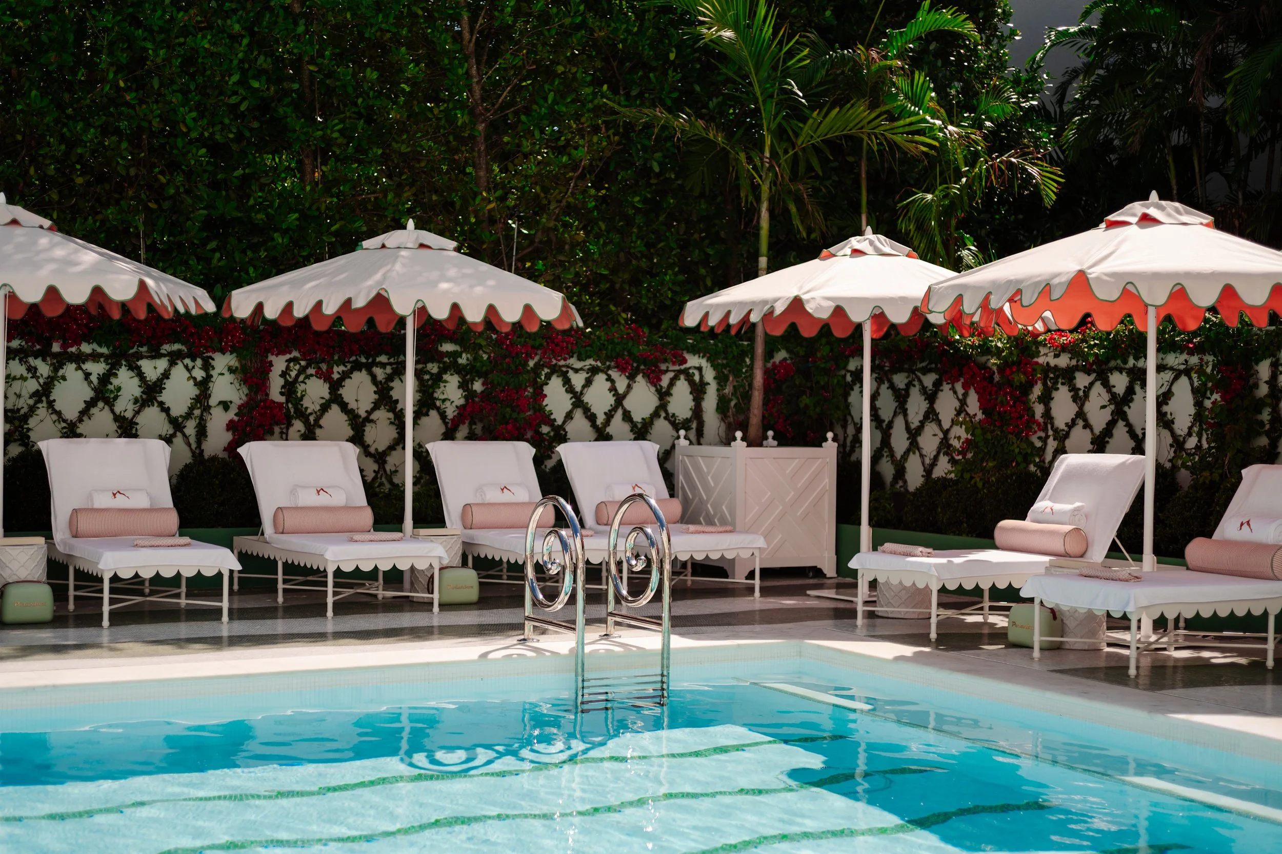 29-swimming-pool-and-scalloped-umbrellas.jpg