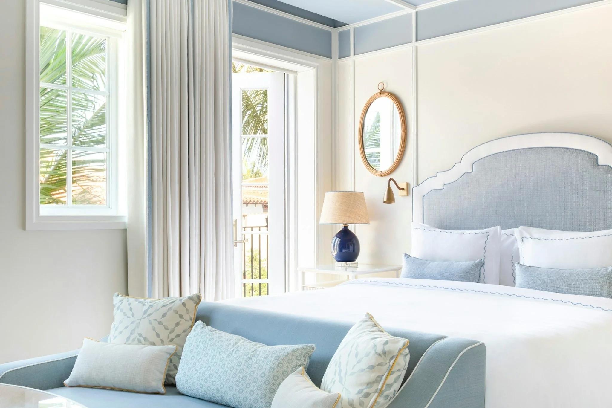 06-superior-room.jpg