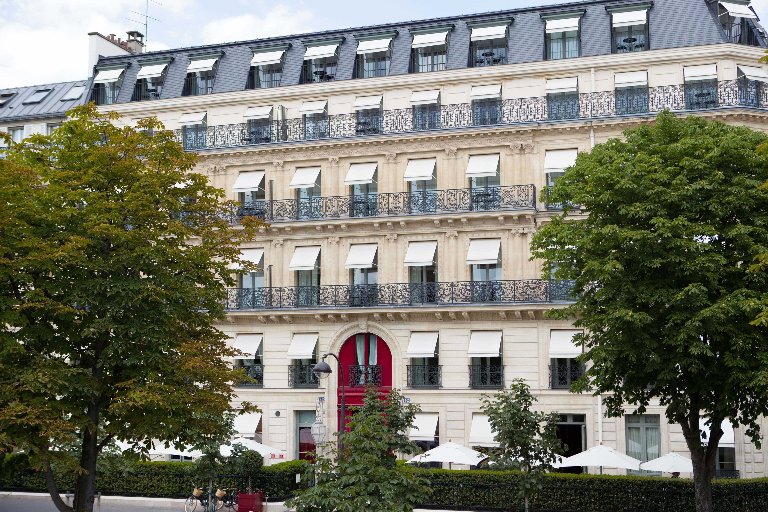 La-Réserve-Paris-1_2025-07-15-133252_oifx.jpg