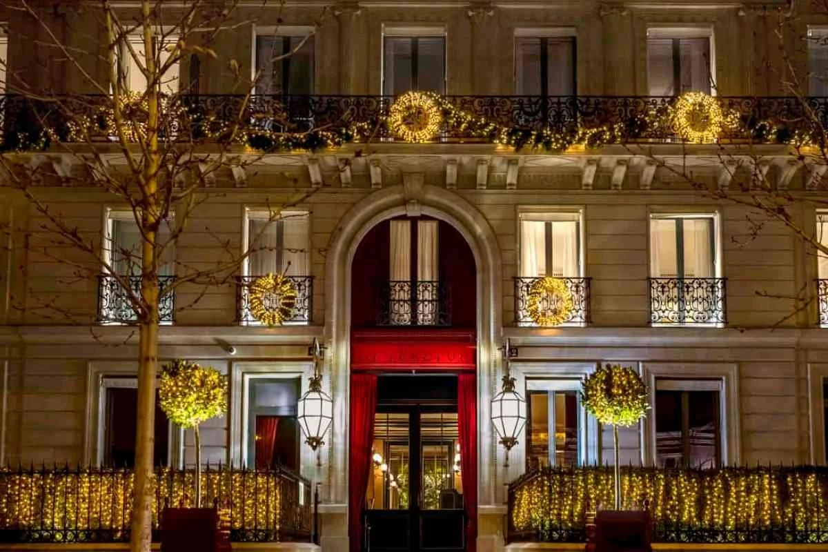 LRP-facade-decoration_noel_2021-geraldine_martens-BD-1.jpg
