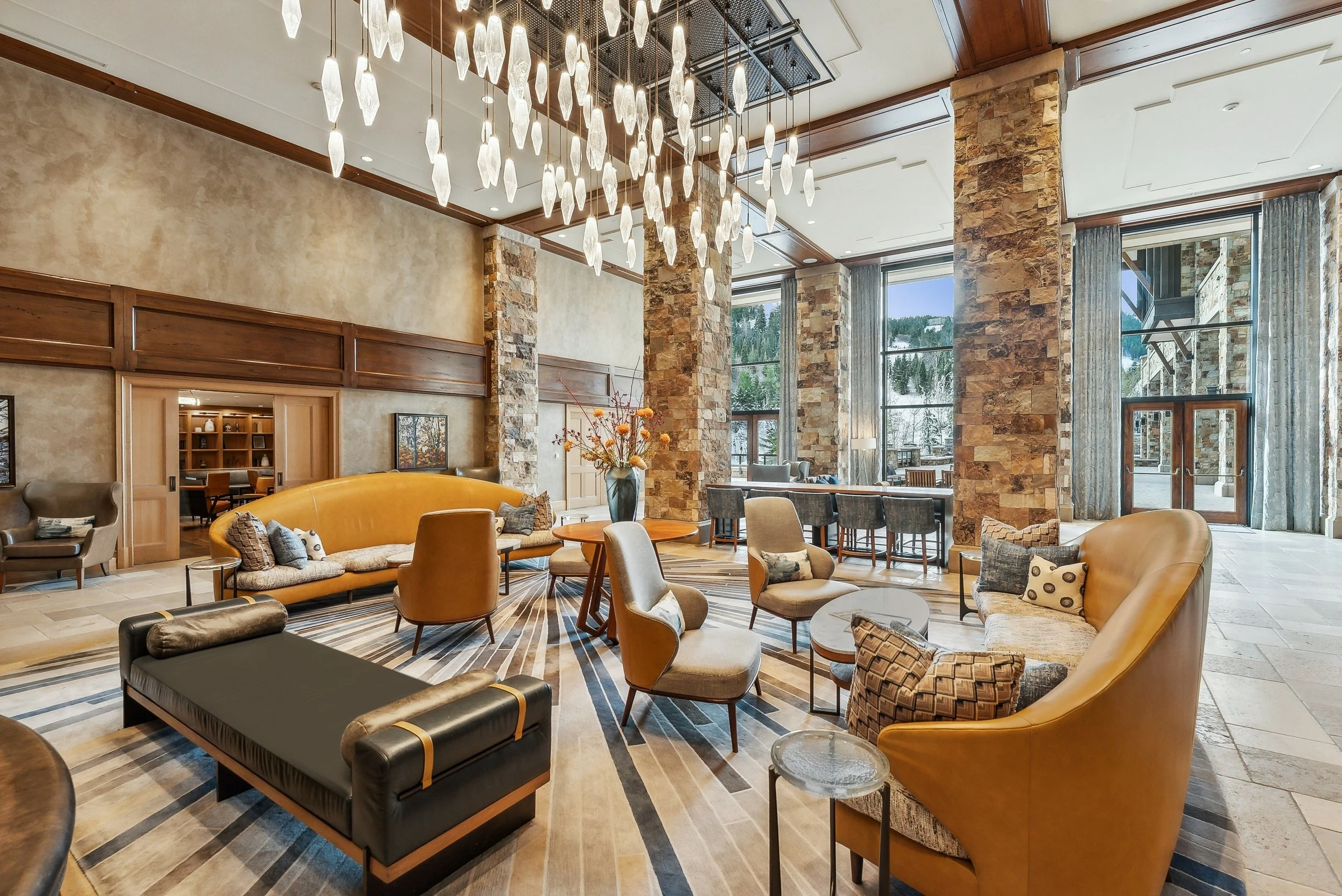 03-stone-fireplace-and-lounge-seating-in-the-hotel-lobby.jpg