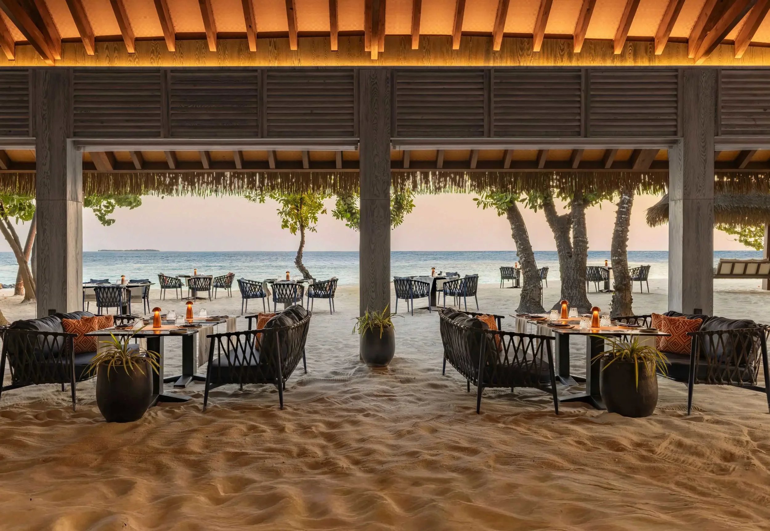 joali-maldives-tuhu-interior-_2900x2000px.jpg.webp