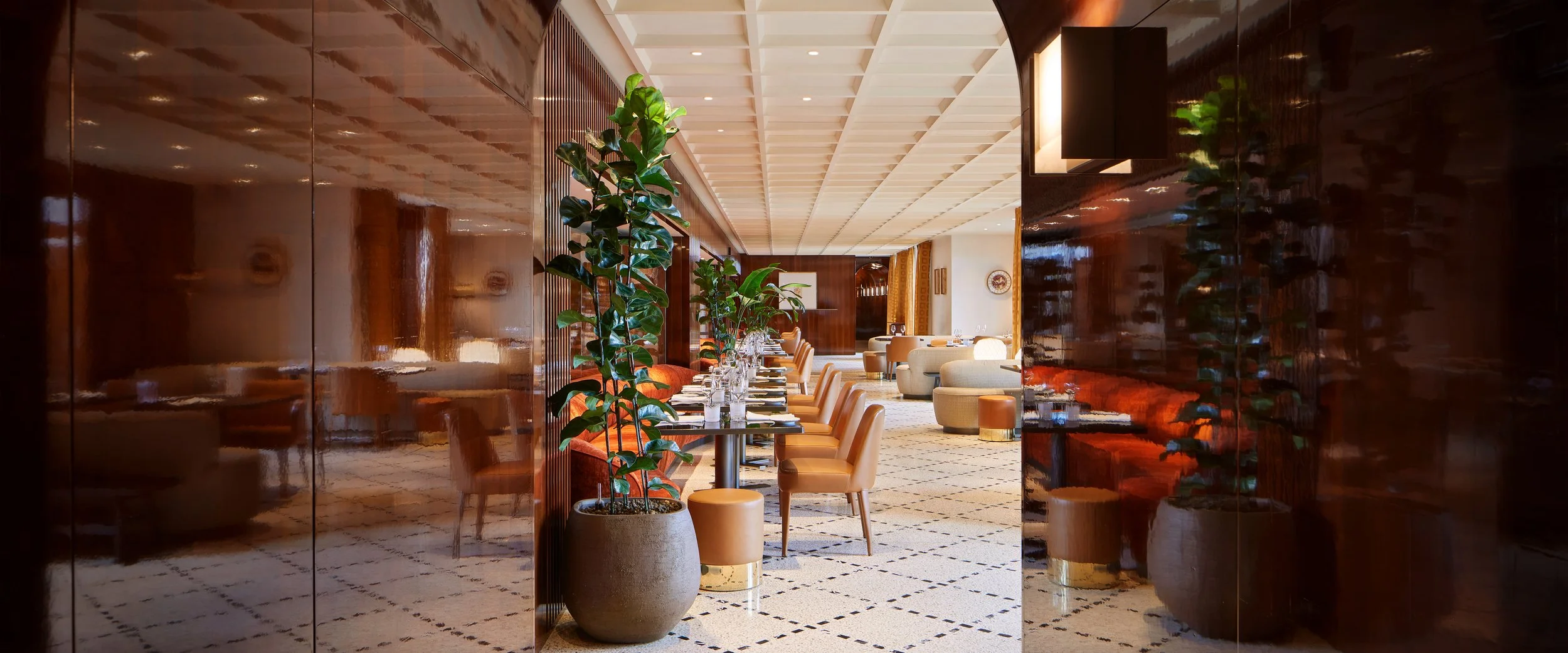 23-il-ristorante-niko-romito-entrance-and-interior.jpg