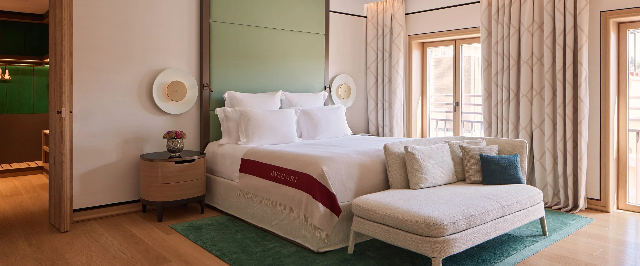 14-premium-suite-alternate-bedroom-view.jpeg