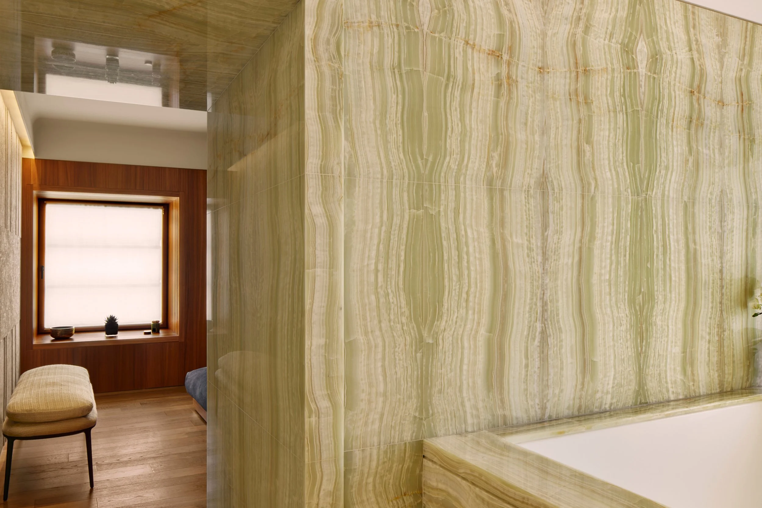37-spa-onyx-bath-detail.jpg