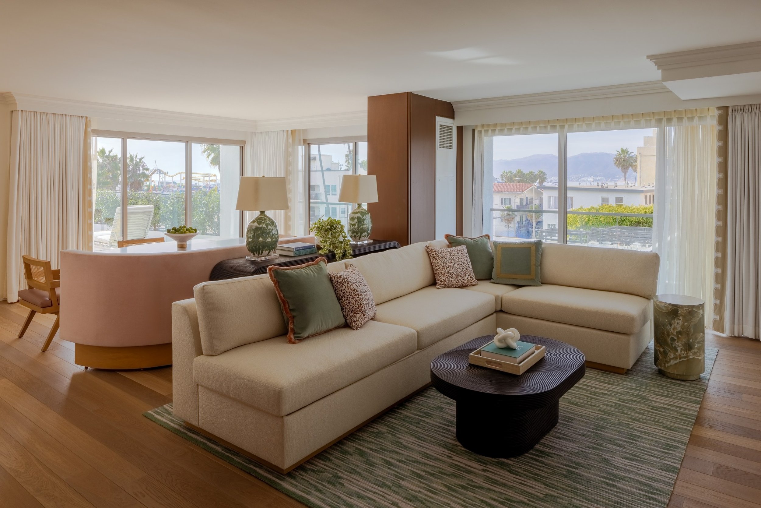 12-malibu-terrace-king-suite-living-room.jpg