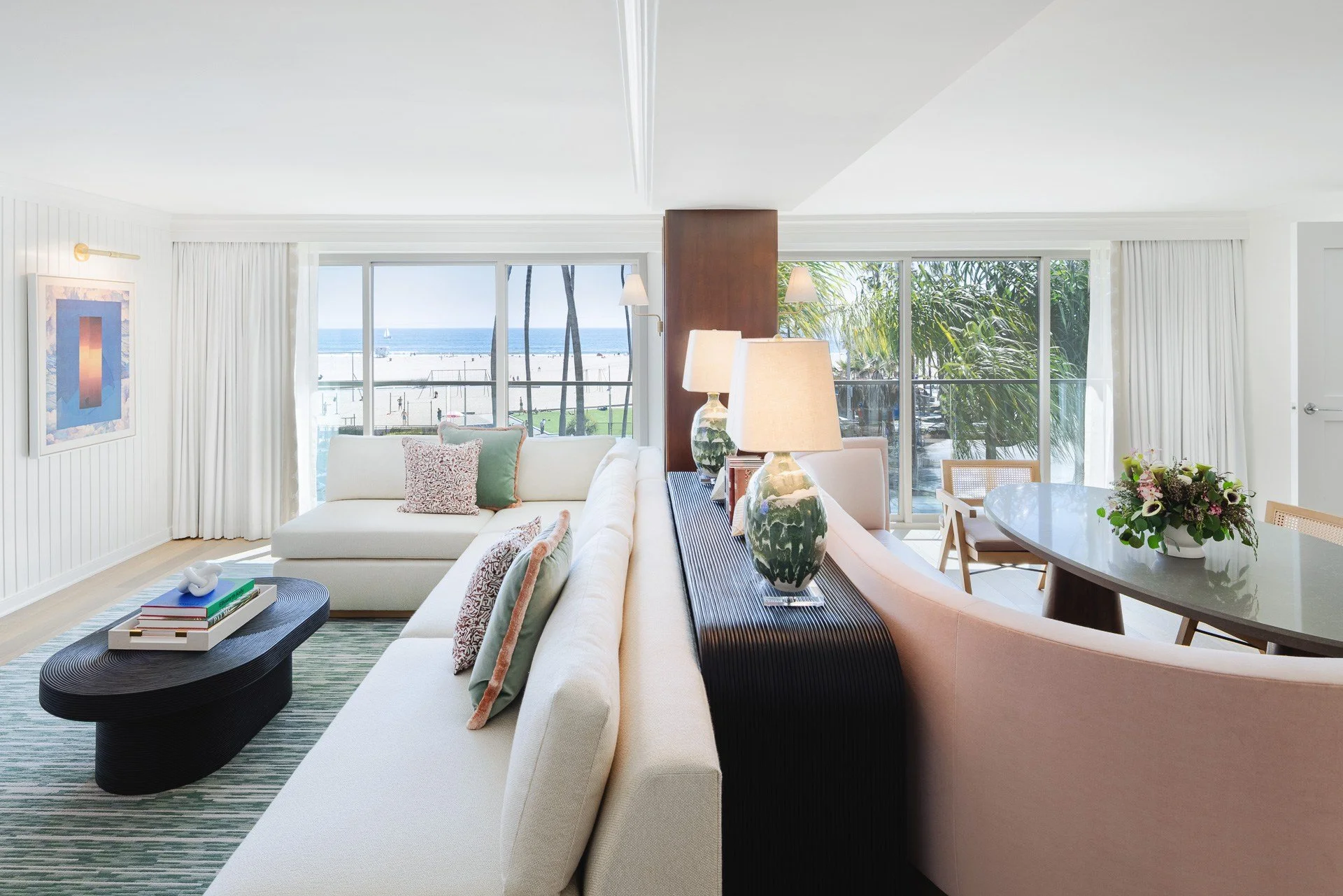 30-oceanfront-suite.jpg