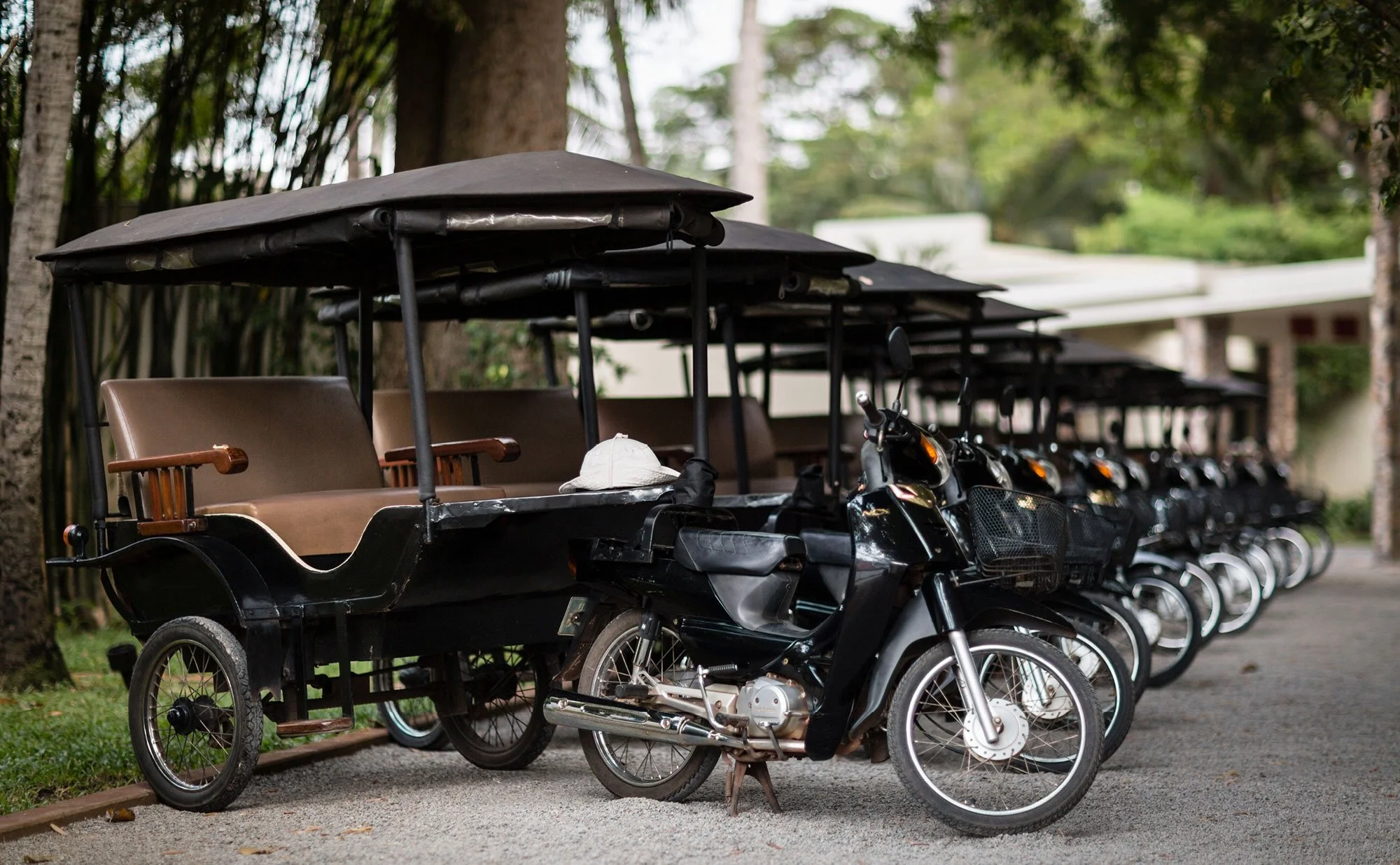 36-amansara-remorks-ready-for-excursions.jpg