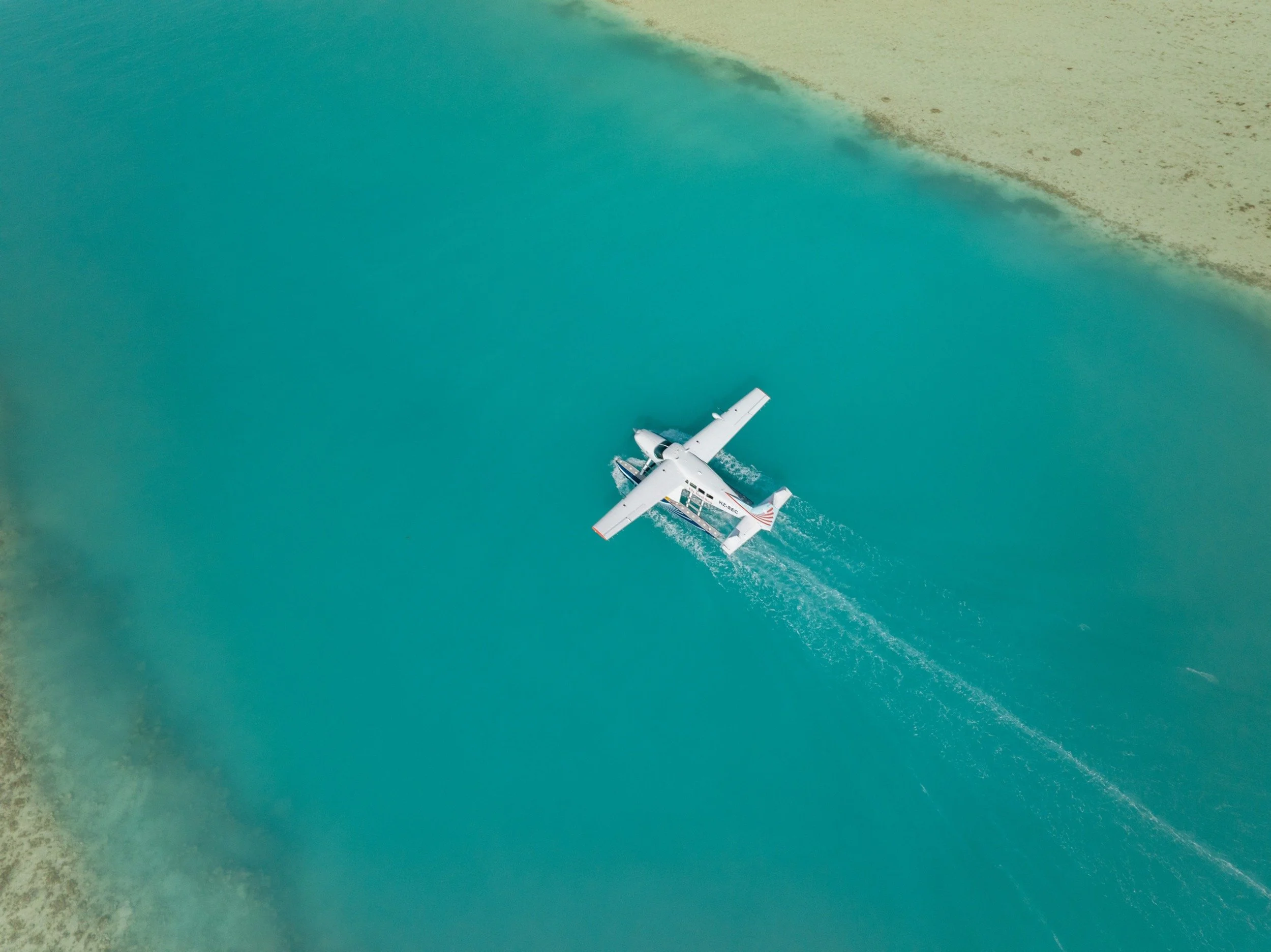 39-seaplane-on-turquoise-water.jpg