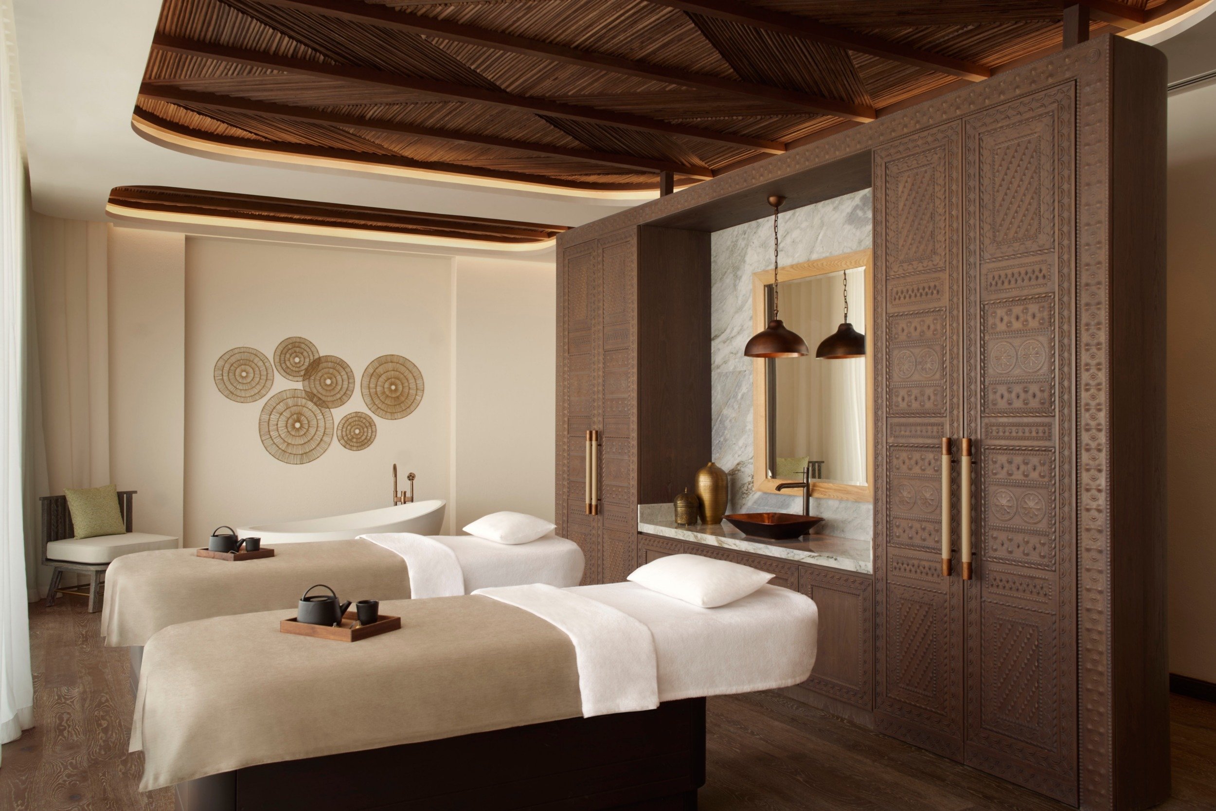 25-neyrah-spa-royal-treatment-room.jpg