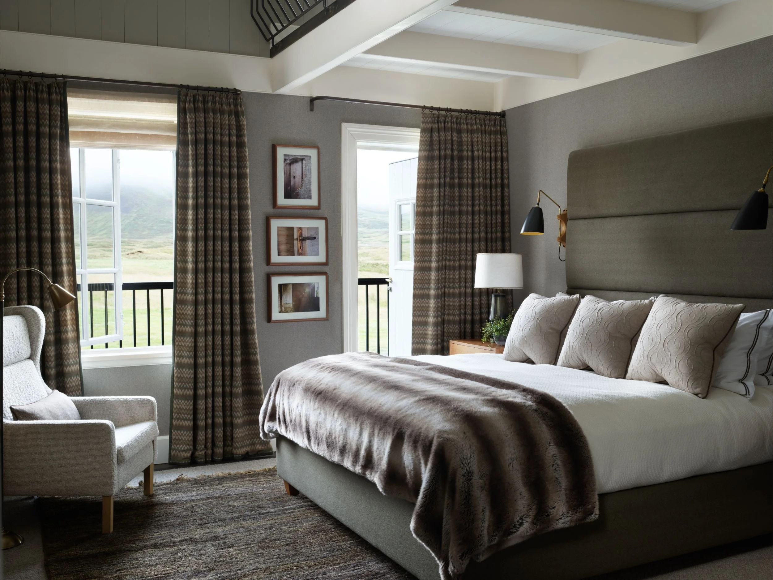 09-bedroom-with-upholstered-headboard-and-outdoor-outlook.jpg