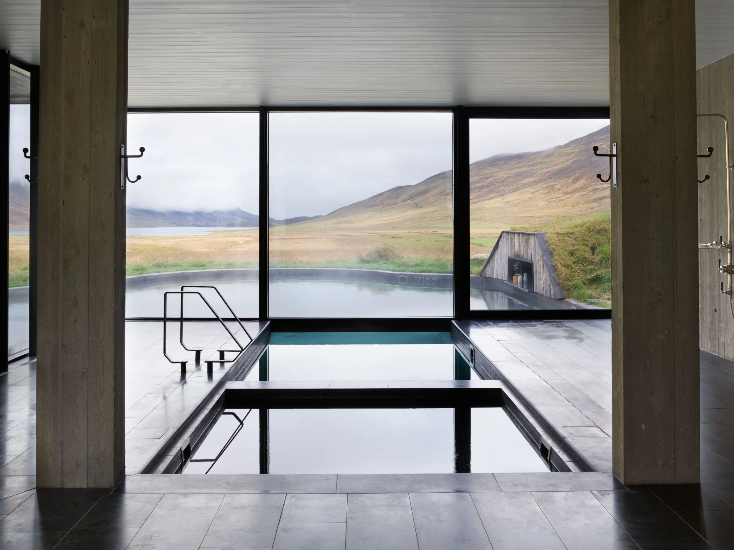 23-indoor-pool-and-mountain-facing-windows.jpg