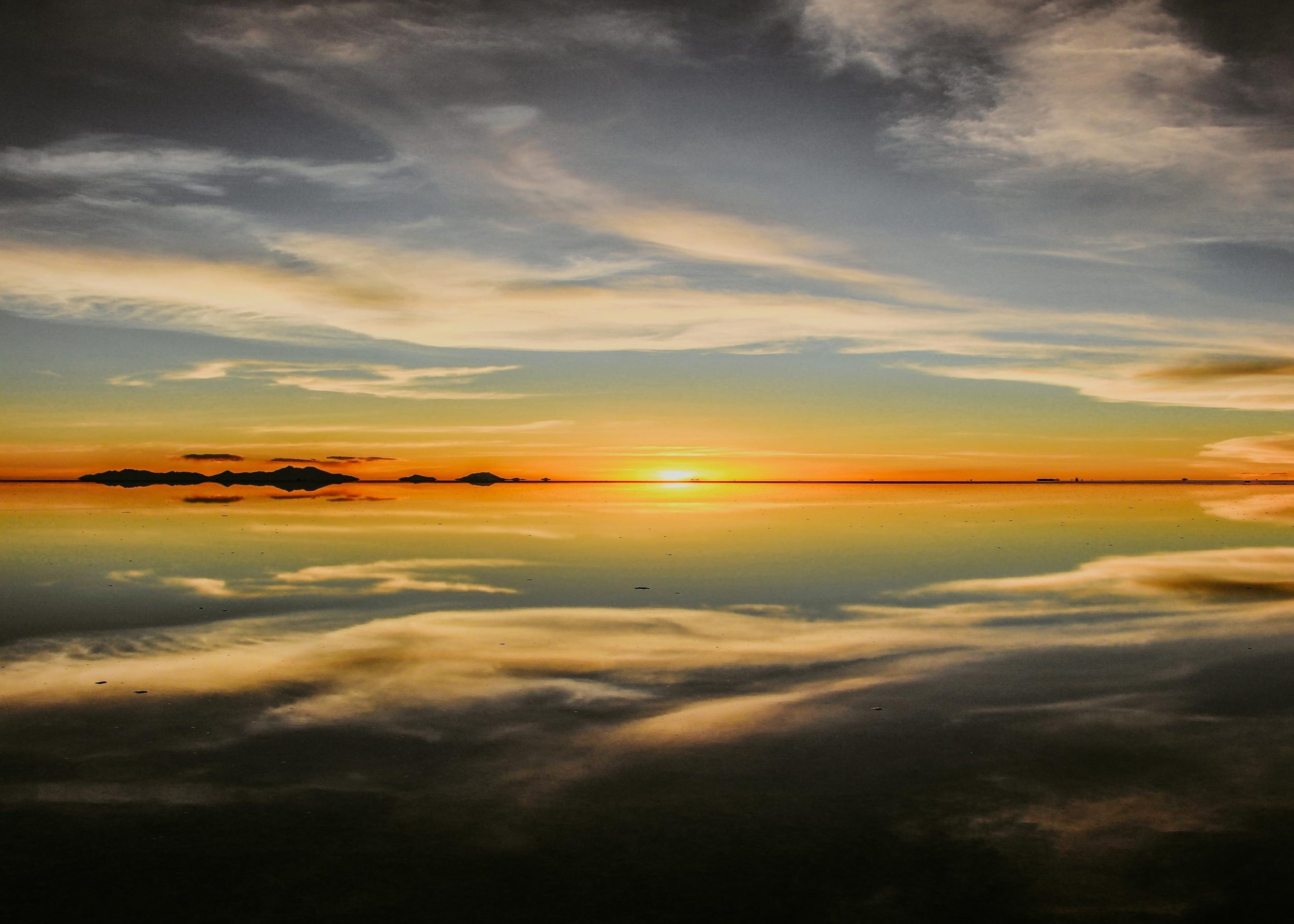 21-sunset-reflected-across-the-uyuni-salt-flats.jpg