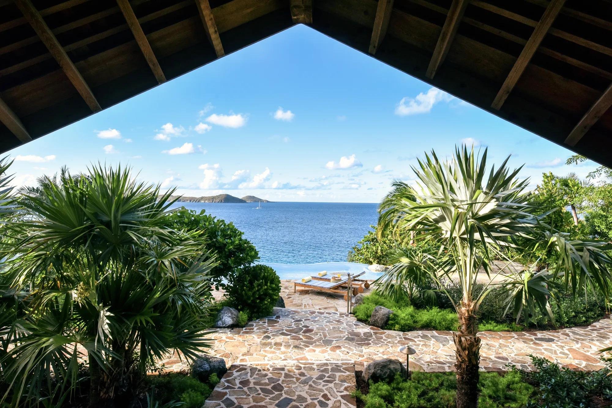 41-spa-reception-and-ocean-outlook.jpg