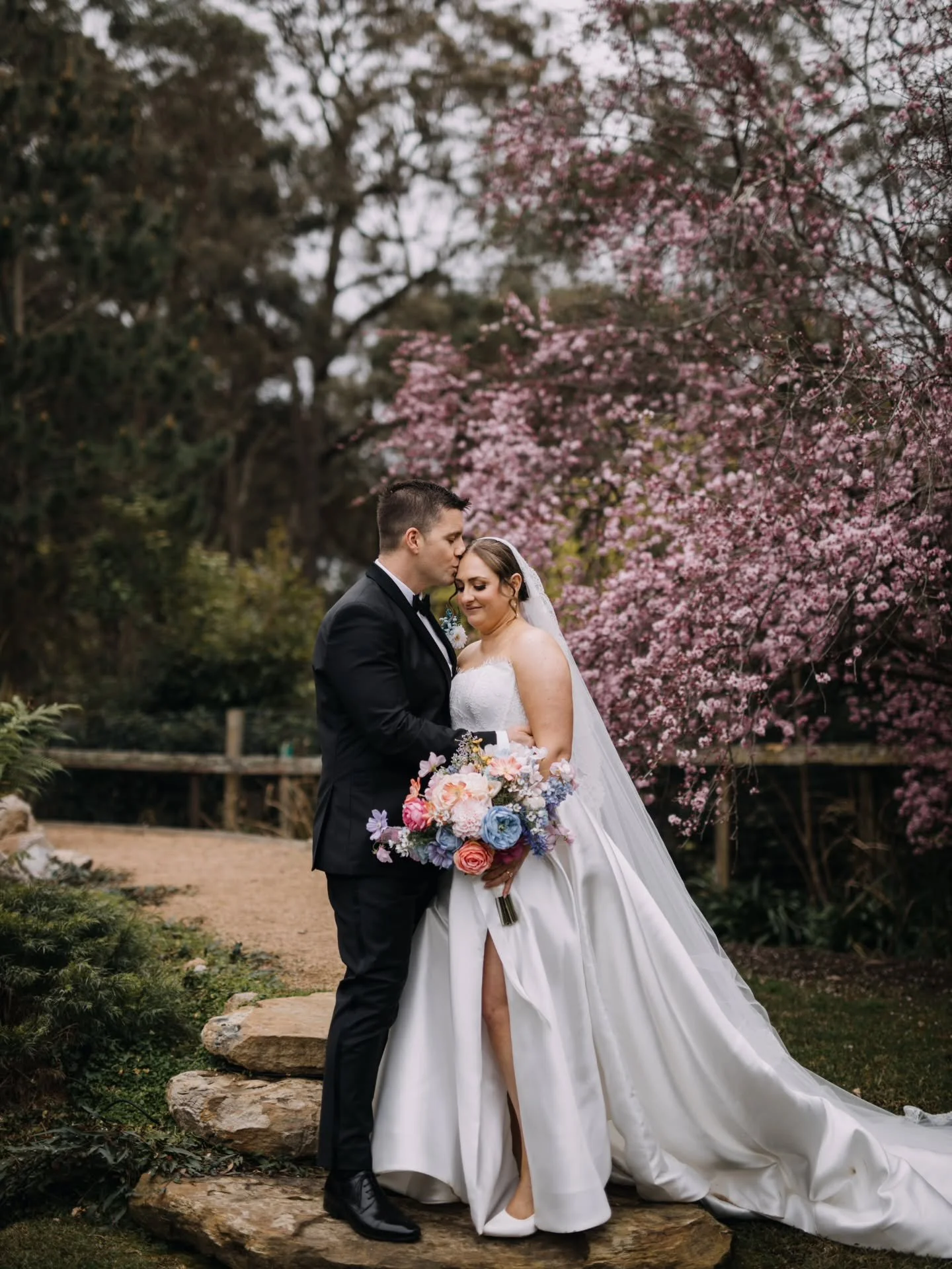 Steph &amp; Kieren 🤍

A beautiful day at Kalinya Estate, filled with plenty of laughs and good people.

#KalinyaEstate #KalinyaEstateWedding #SydneyWeddingPhotographer #ZeeAndCeePhotography