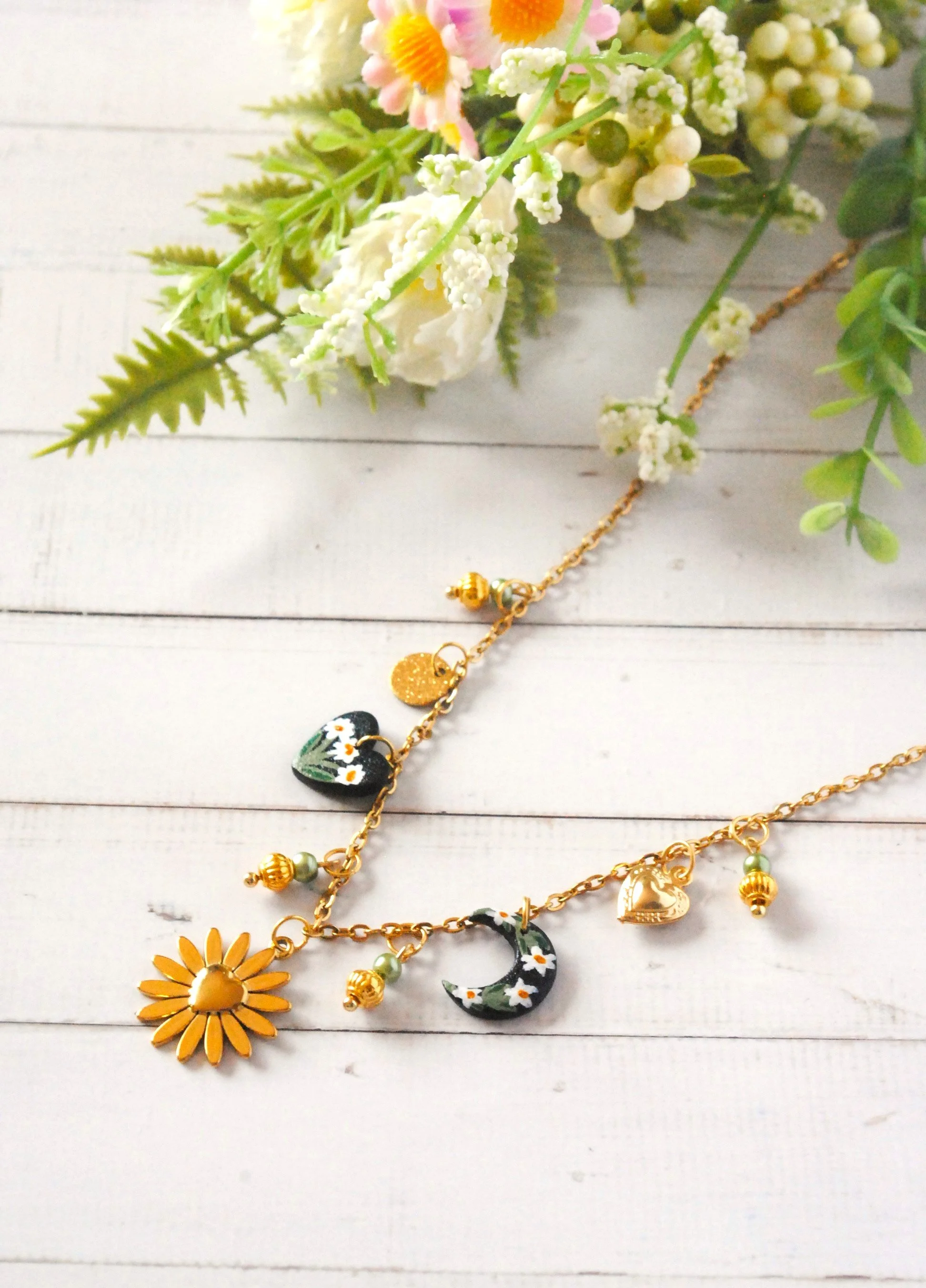 Collier à breloques - Coeur en fleur