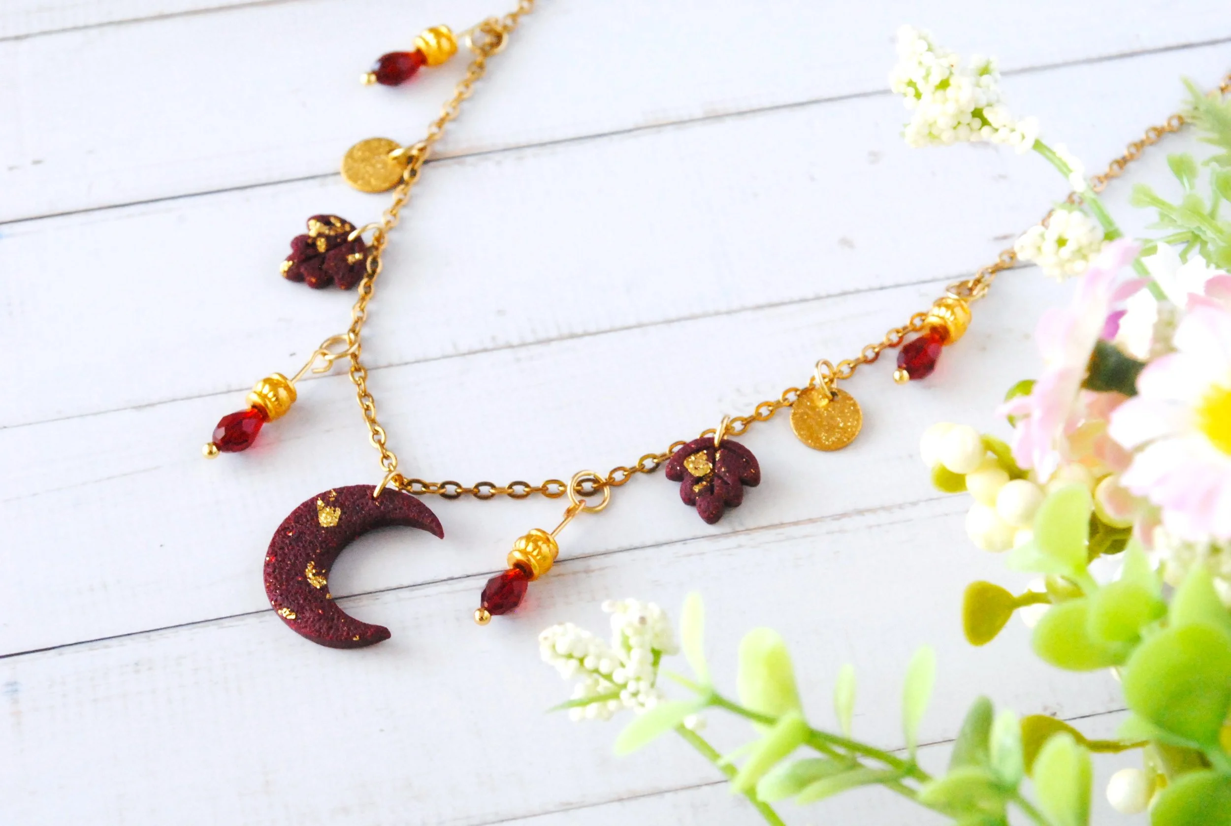 Collier - Lune rouge