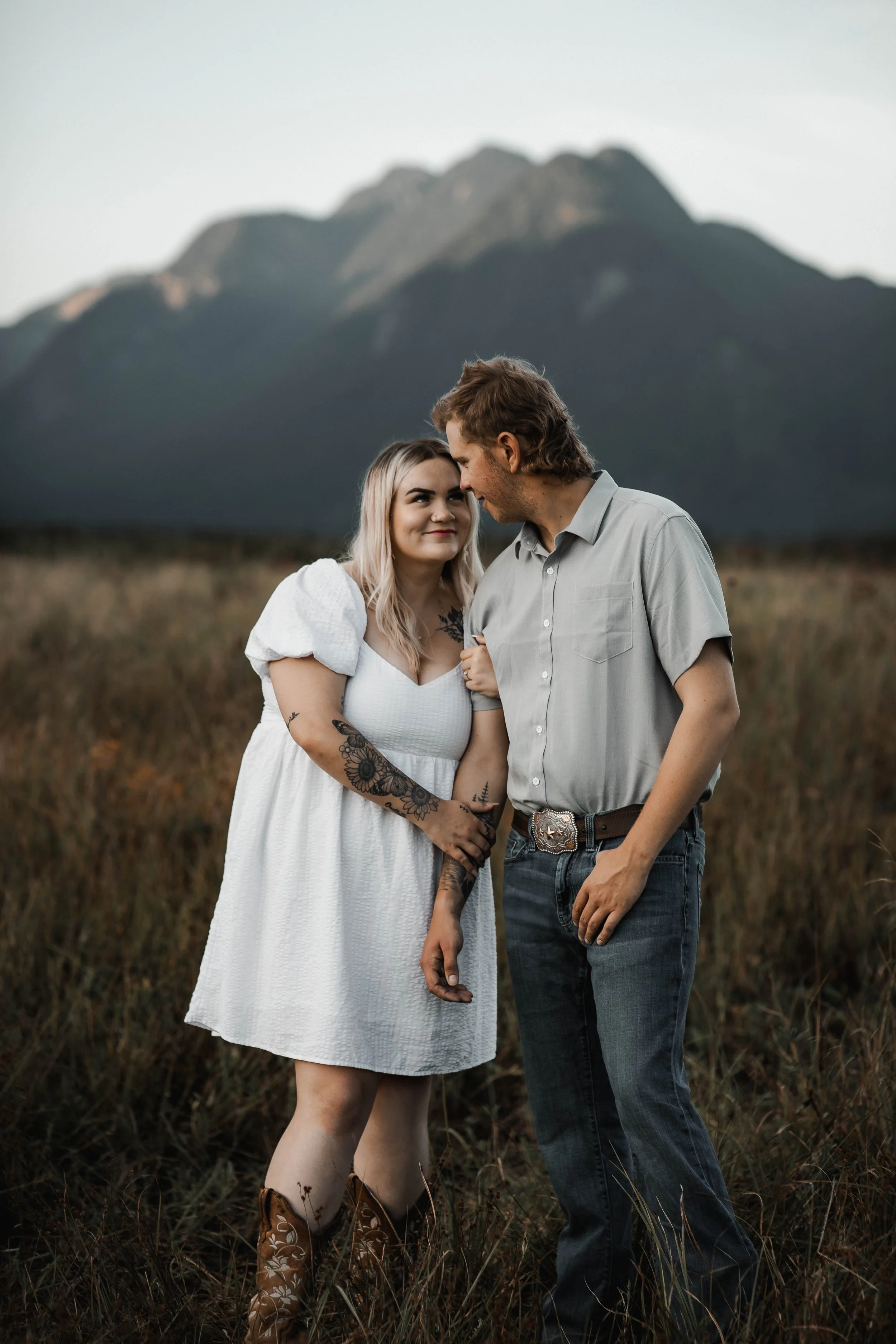 Beautiful engagement photography for modern and timeless love stories.