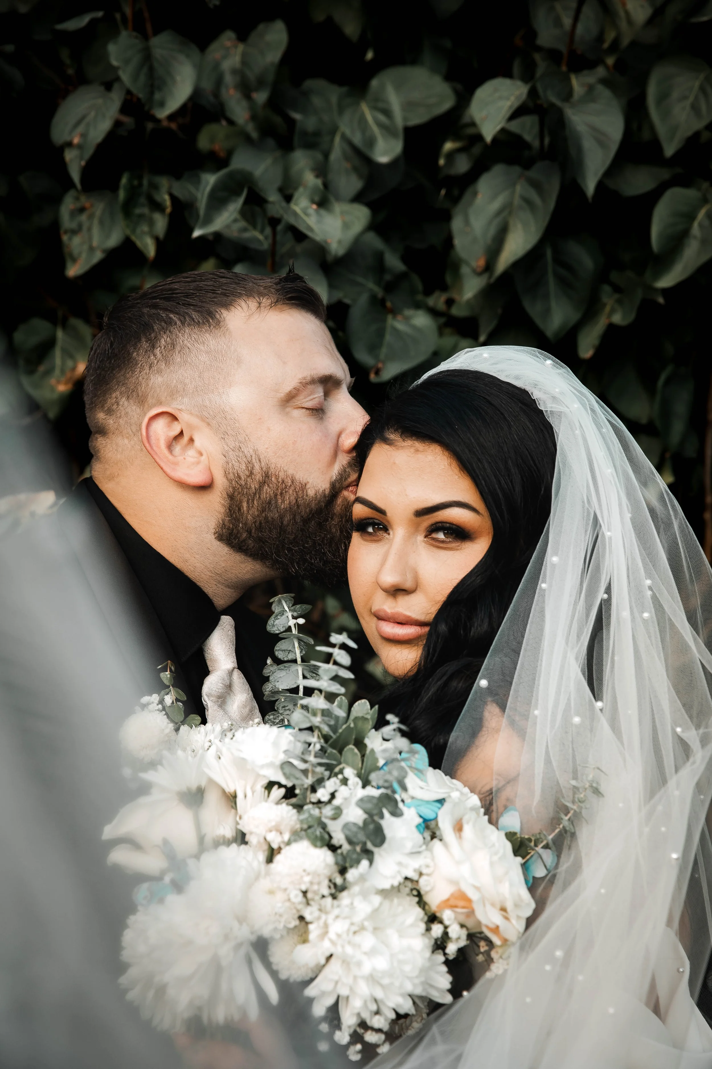 romantic Vancouver wedding Photography. Shelby's Pond in Chilliwack