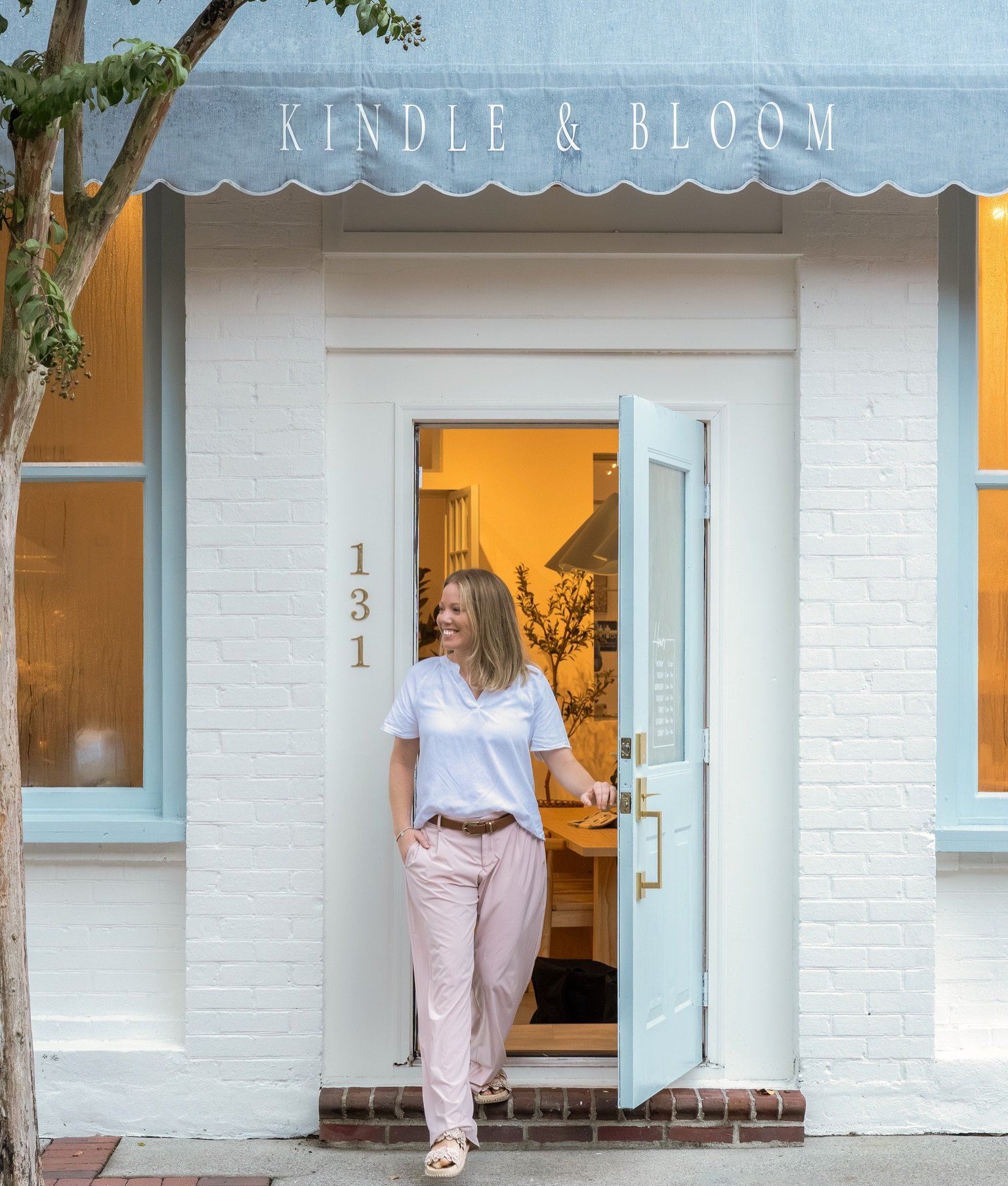 Step inside @kindleandbloomcandlestudio - nestled in the heart of historic Downtown Summerville.

Rooted in the character of the original building, the design brings together historic charm and a fresh, modern coastal sensibility. A thoughtful balanc