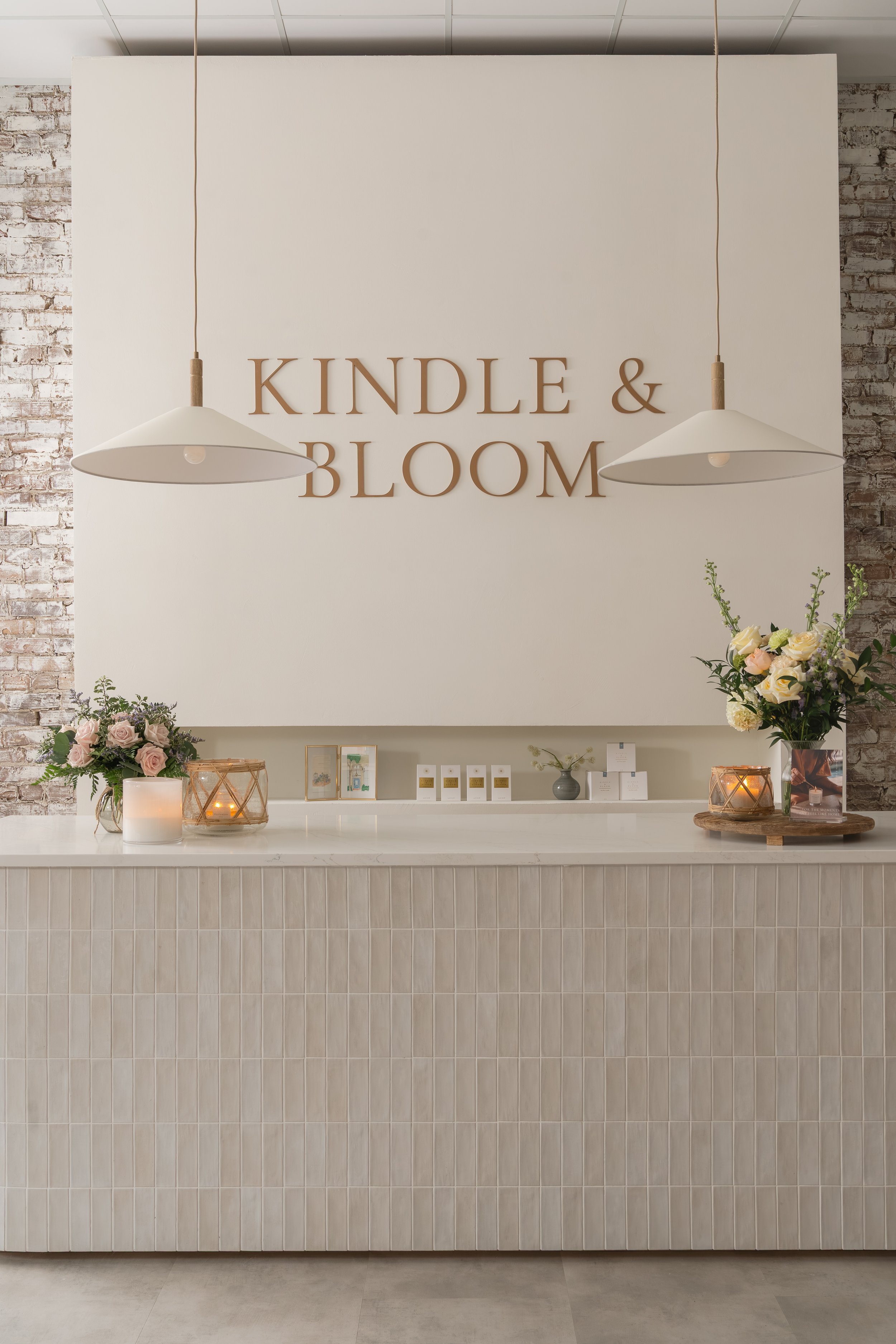kindle & bloom - a candle studio