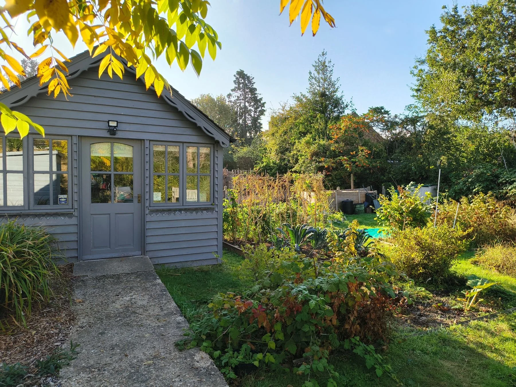 A garden and a garden room