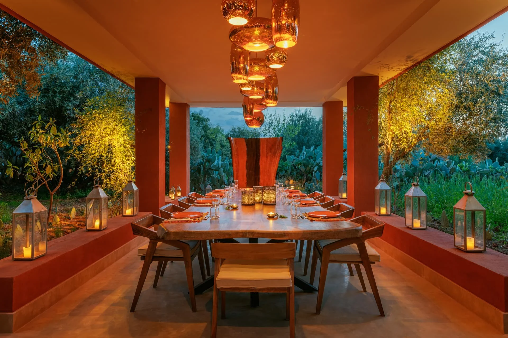 outdoor-1.jpg