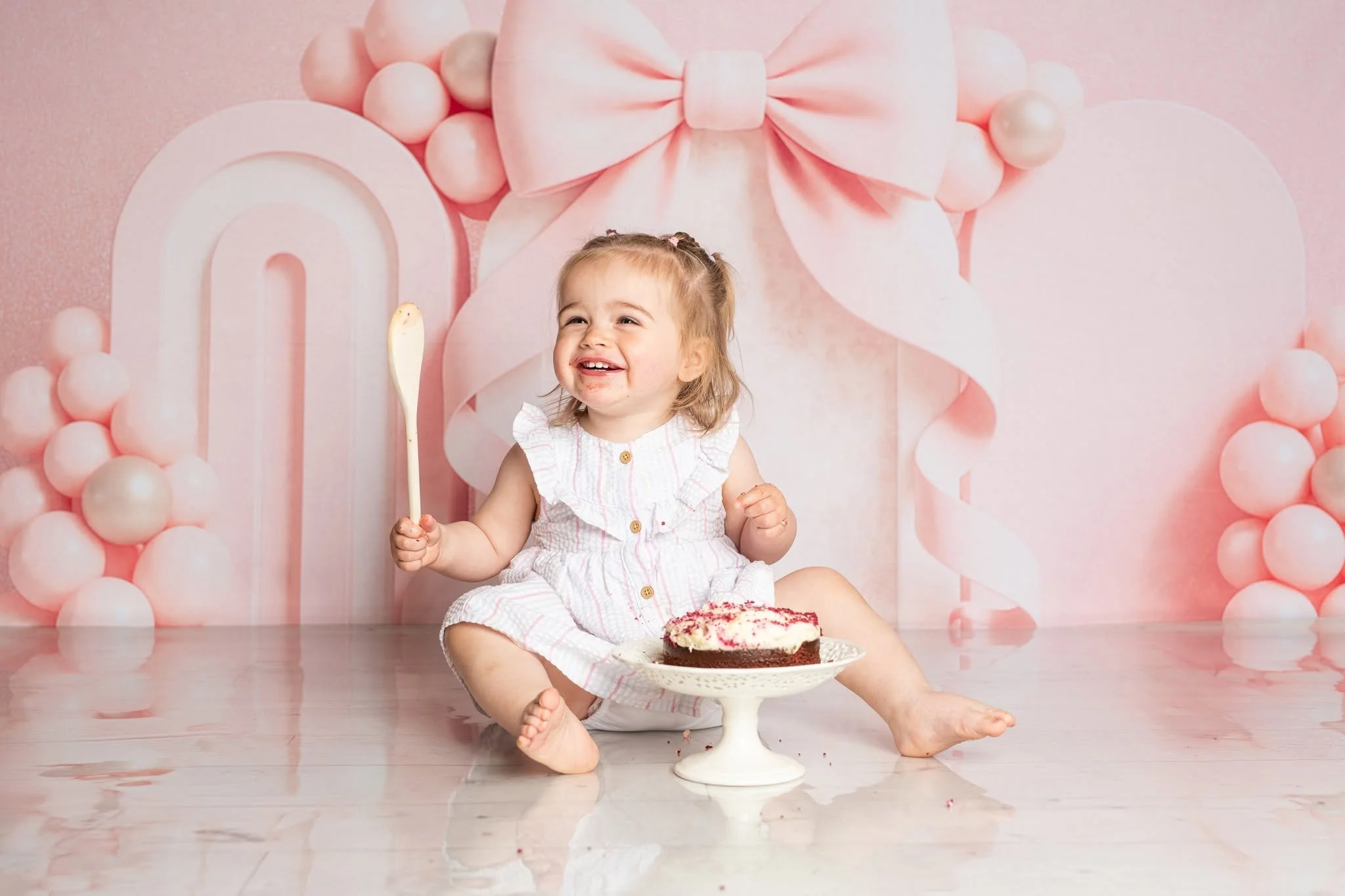 CAKE SMASH & SPLASH