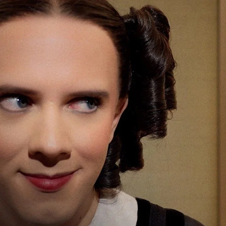 Oh, Mary! — Assistant Editor