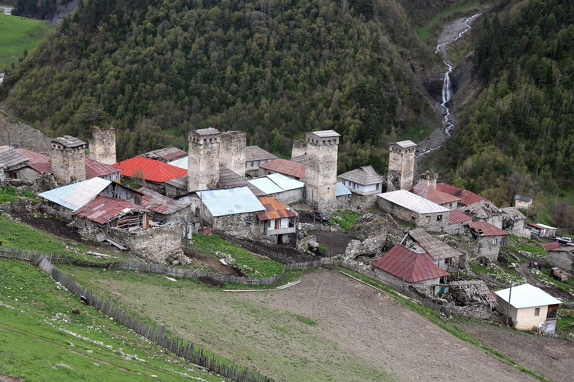 Adishi_–_03.jpg