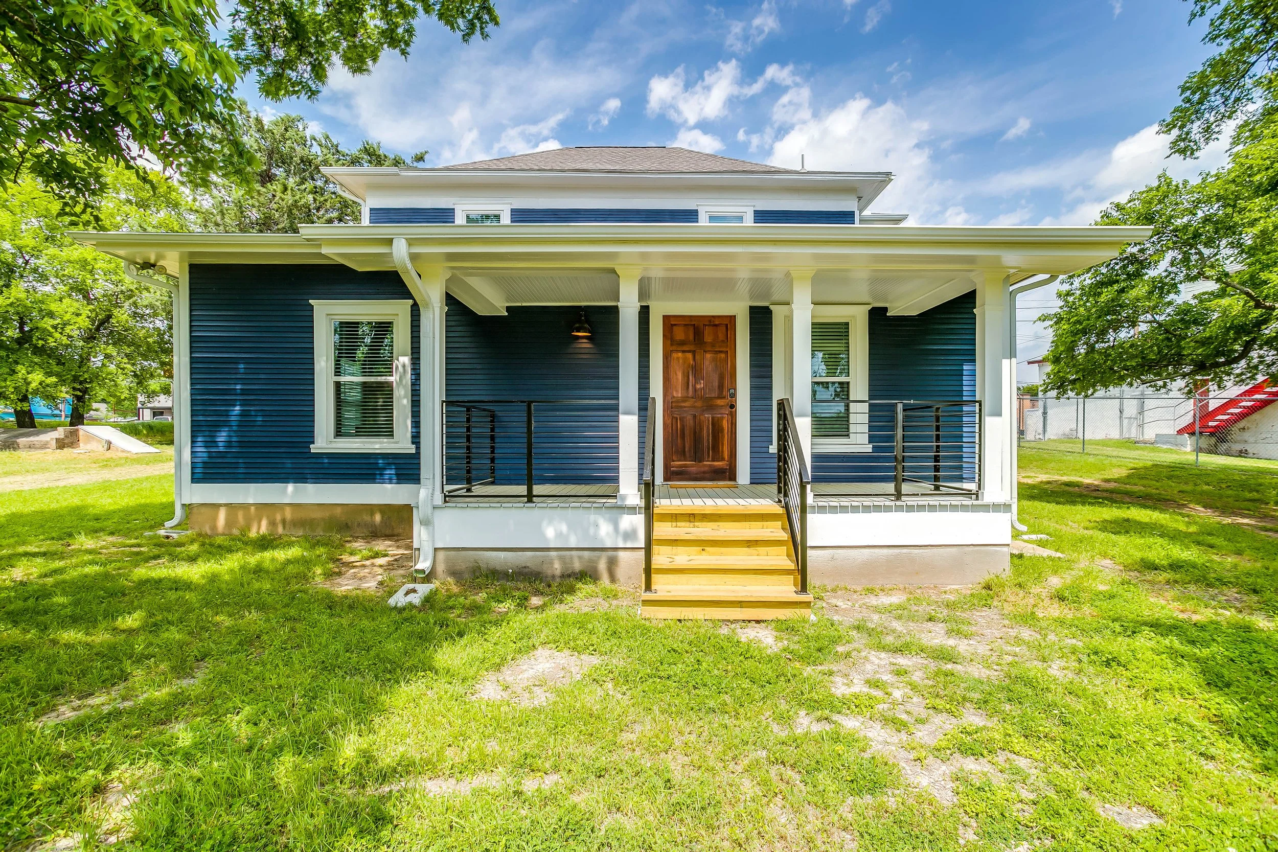173 W Main St (6 of 50).jpg