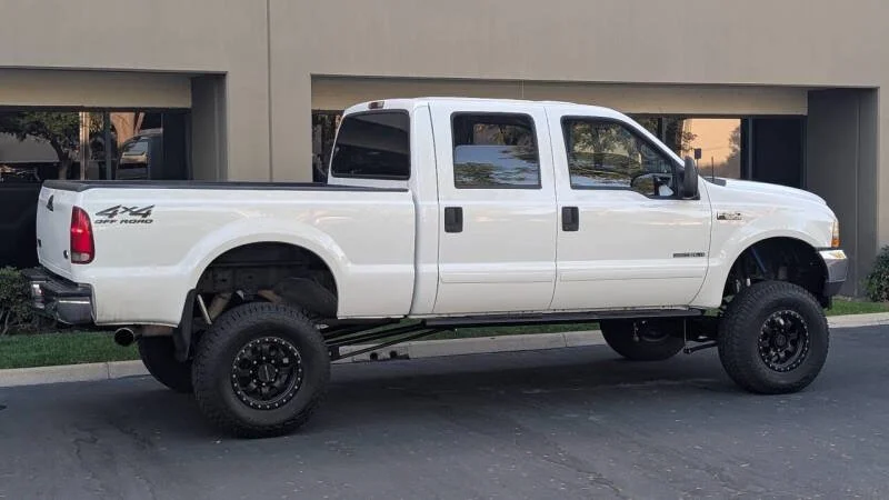 2002-ford-f-250-super-duty-xlt-4dr-crew-cab-4wd-sb-11.jpg