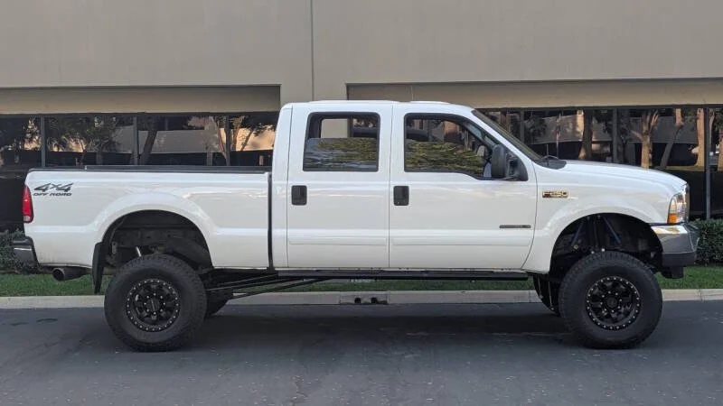 2002-ford-f-250-super-duty-xlt-4dr-crew-cab-4wd-sb-10.jpg