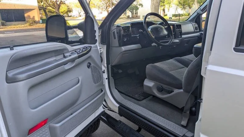 2002-ford-f-250-super-duty-xlt-4dr-crew-cab-4wd-sb-26.jpg