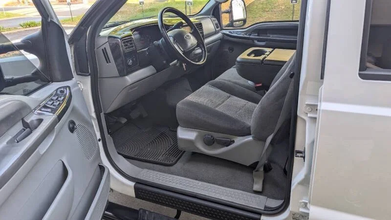 2002-ford-f-250-super-duty-xlt-4dr-crew-cab-4wd-sb-27.jpg