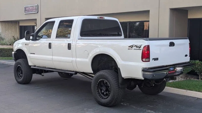 2002-ford-f-250-super-duty-xlt-4dr-crew-cab-4wd-sb-5.jpg
