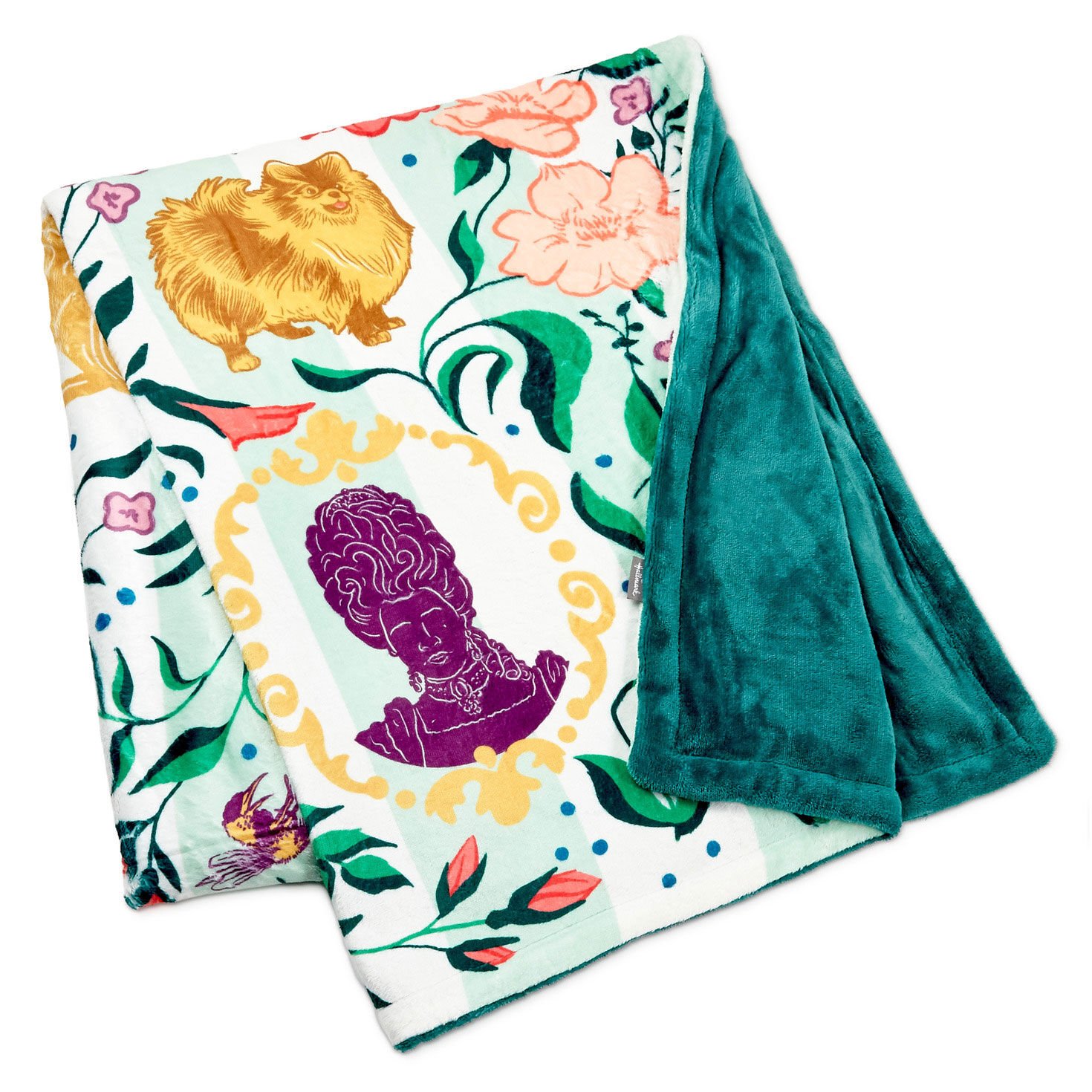 Bridgerton-Cameos-on-Floral-Fleece-Blanket_1PCL1060_01.jpg