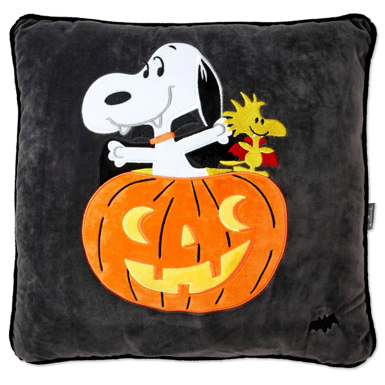 Snoopy-the-Vampire-Beagle-LightUp-Throw-Pillow_1HGN1534_01.jpg