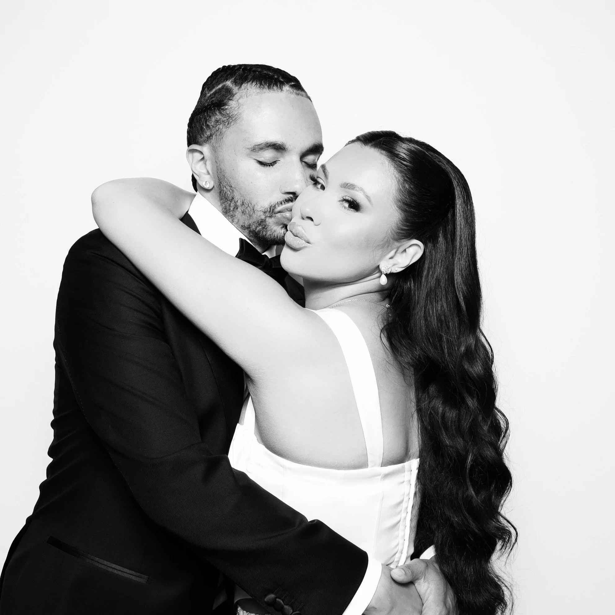temecula-monserate-winery-glam-photo-booth.jpeg