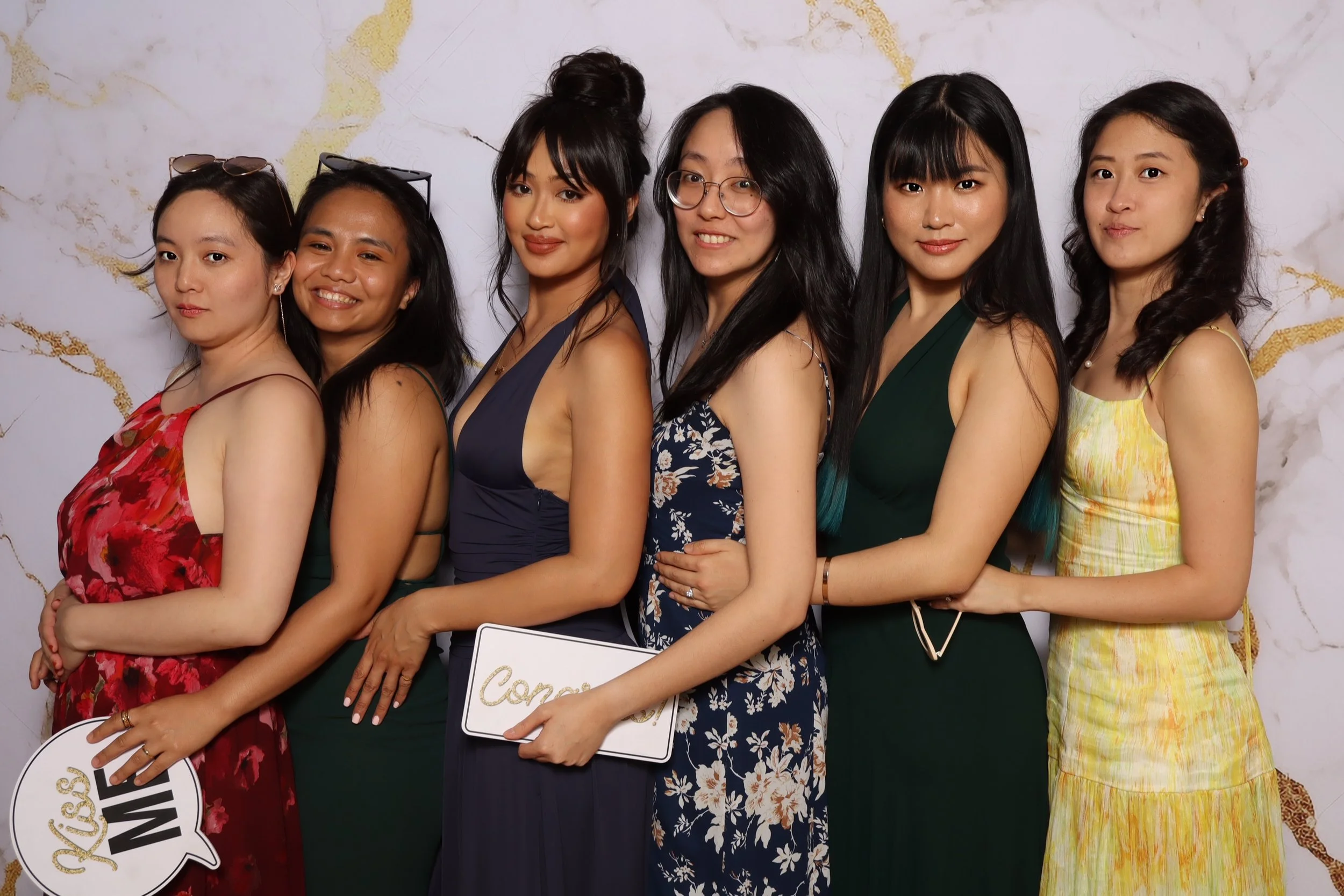 wedding-photo-booth-oc-friends.jpeg