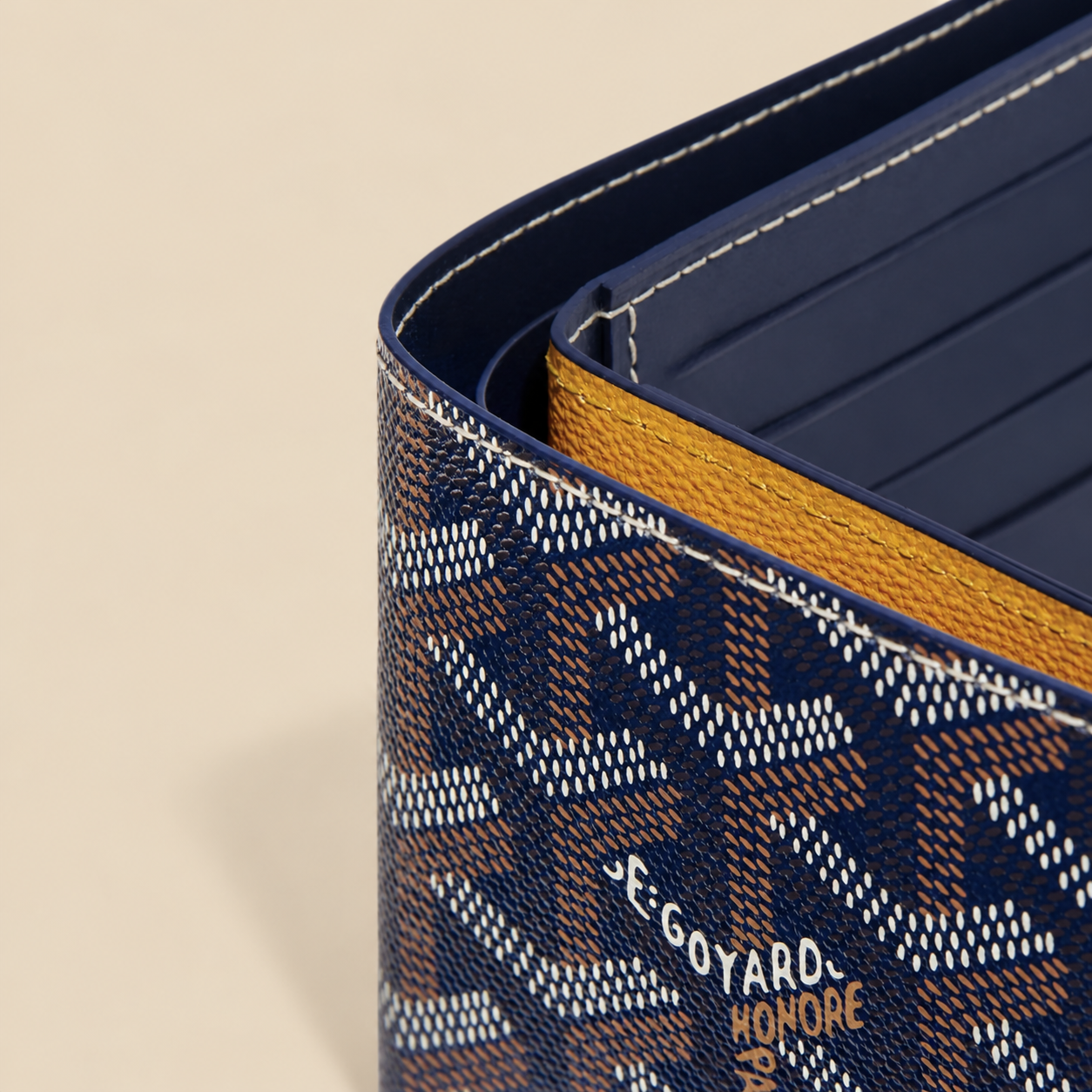 Cartera azul Goyard 3.png